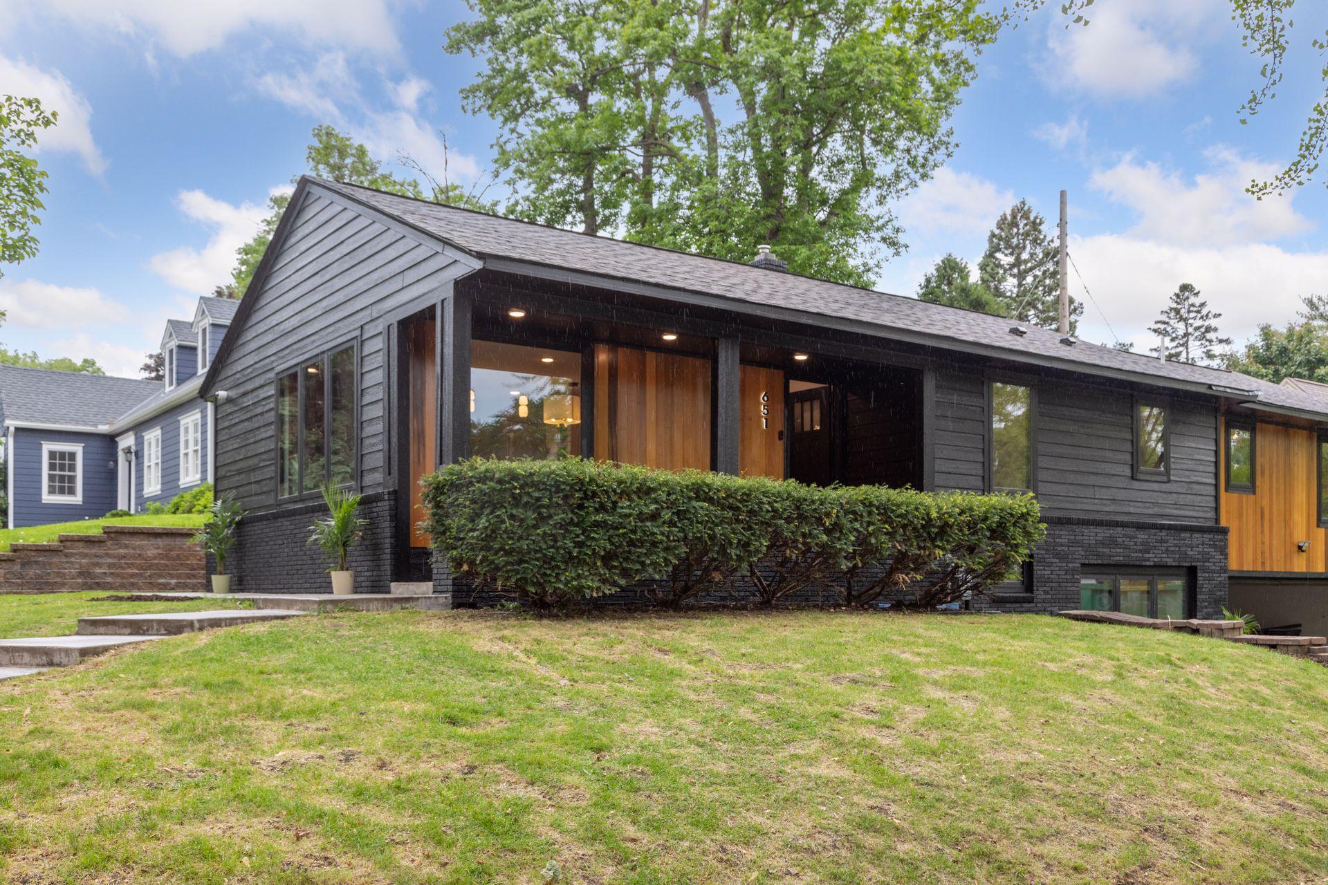 651 Sue Place Saint Paul Mn Us 55116 Nst7161225