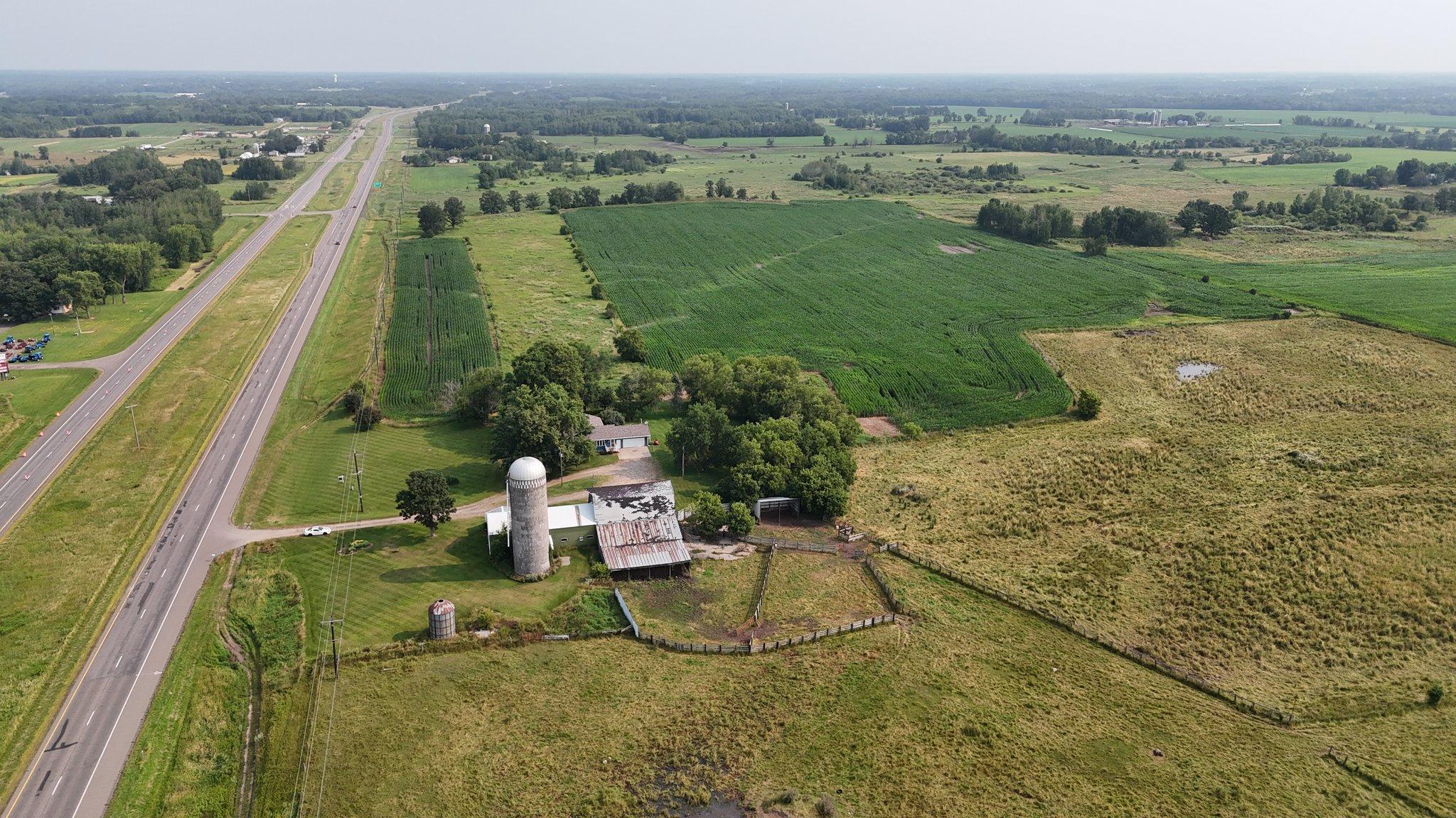 11162 US Highway 169