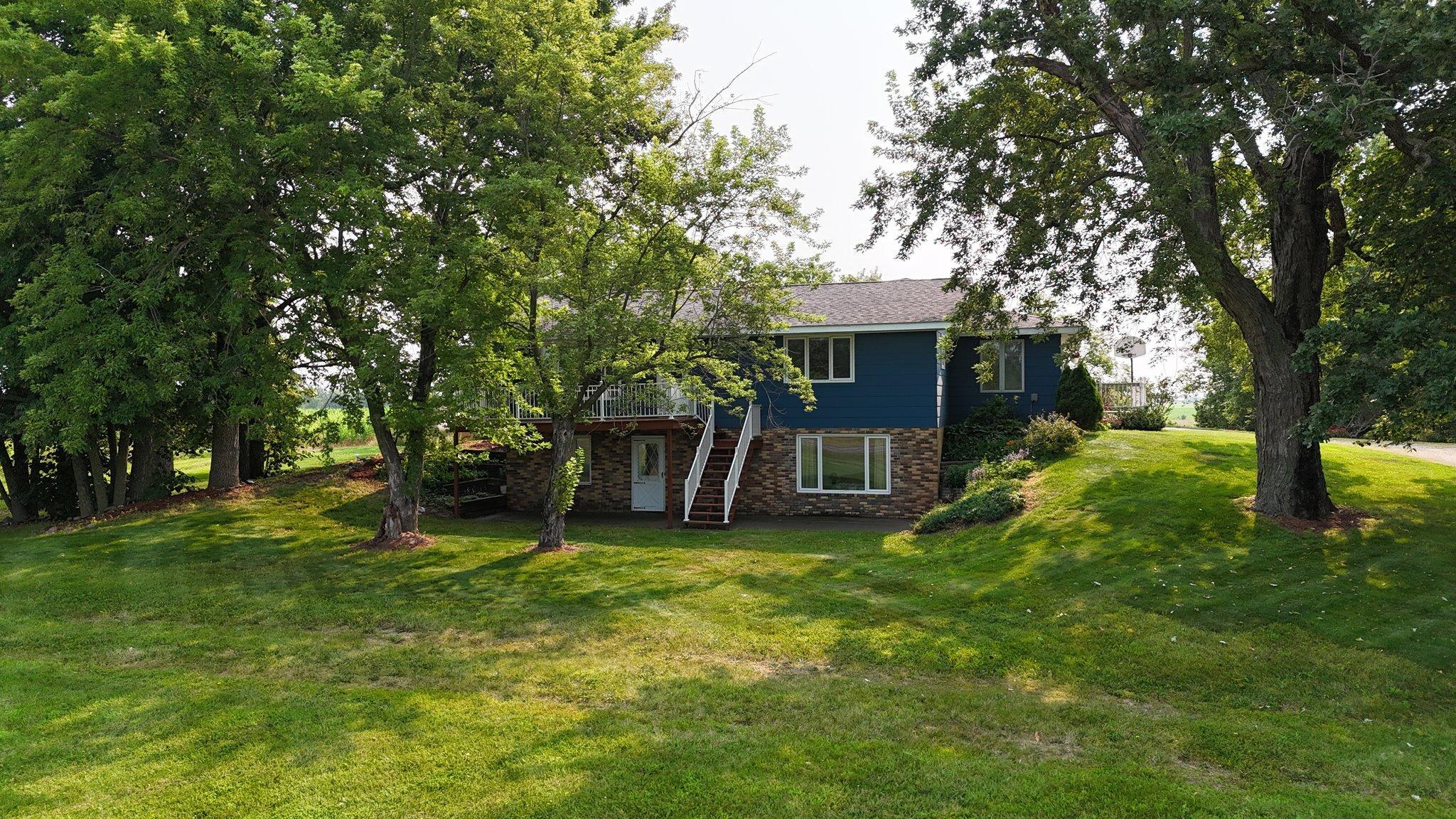 11162 US Highway 169