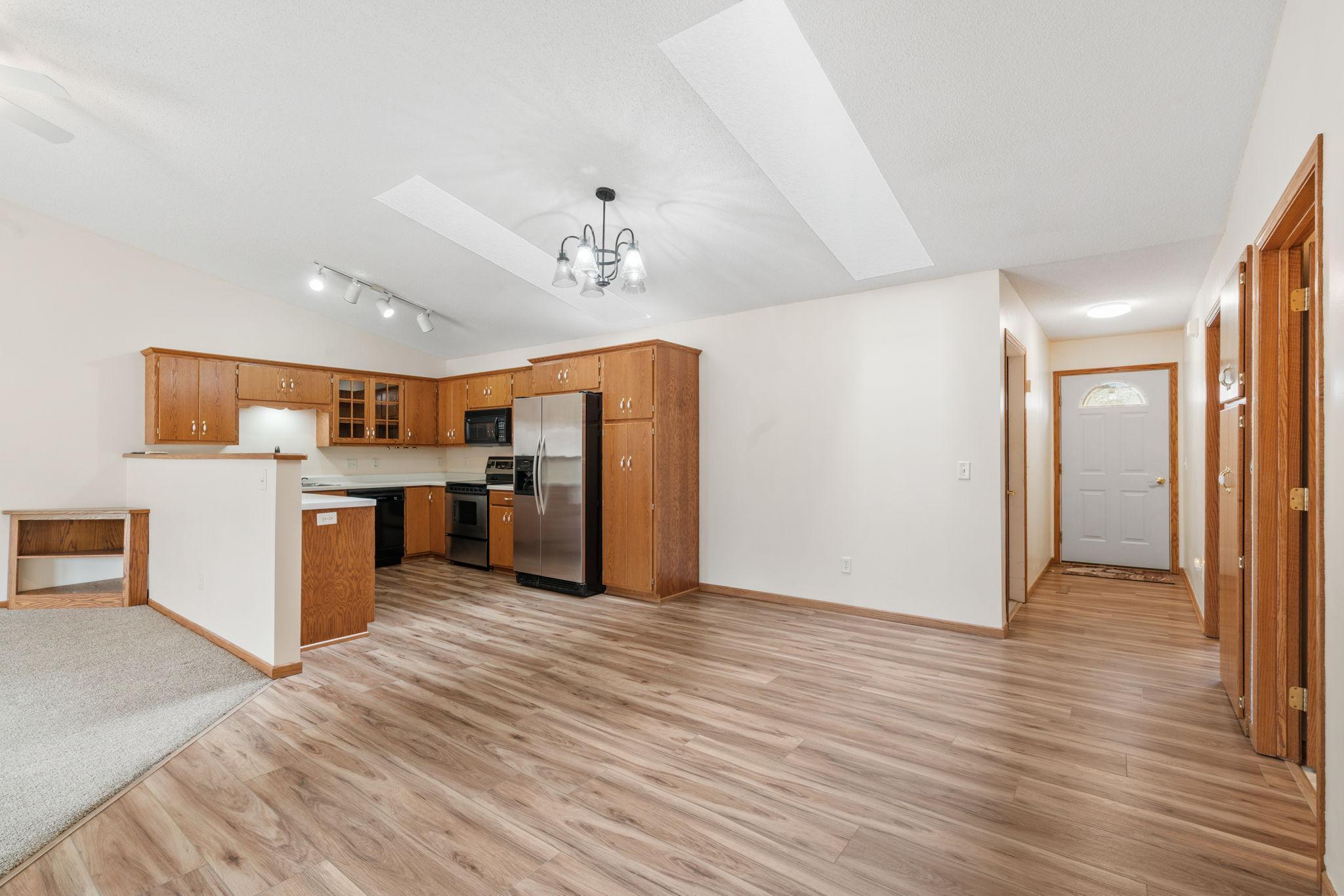 1385 Rum River Court