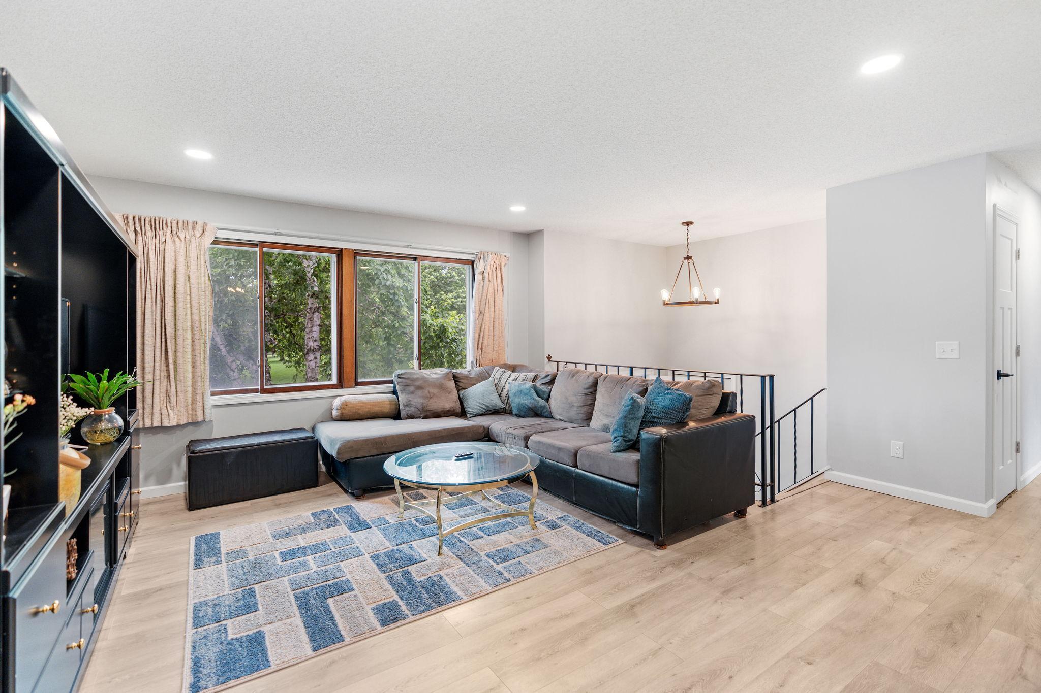 4366 Greenhaven Drive