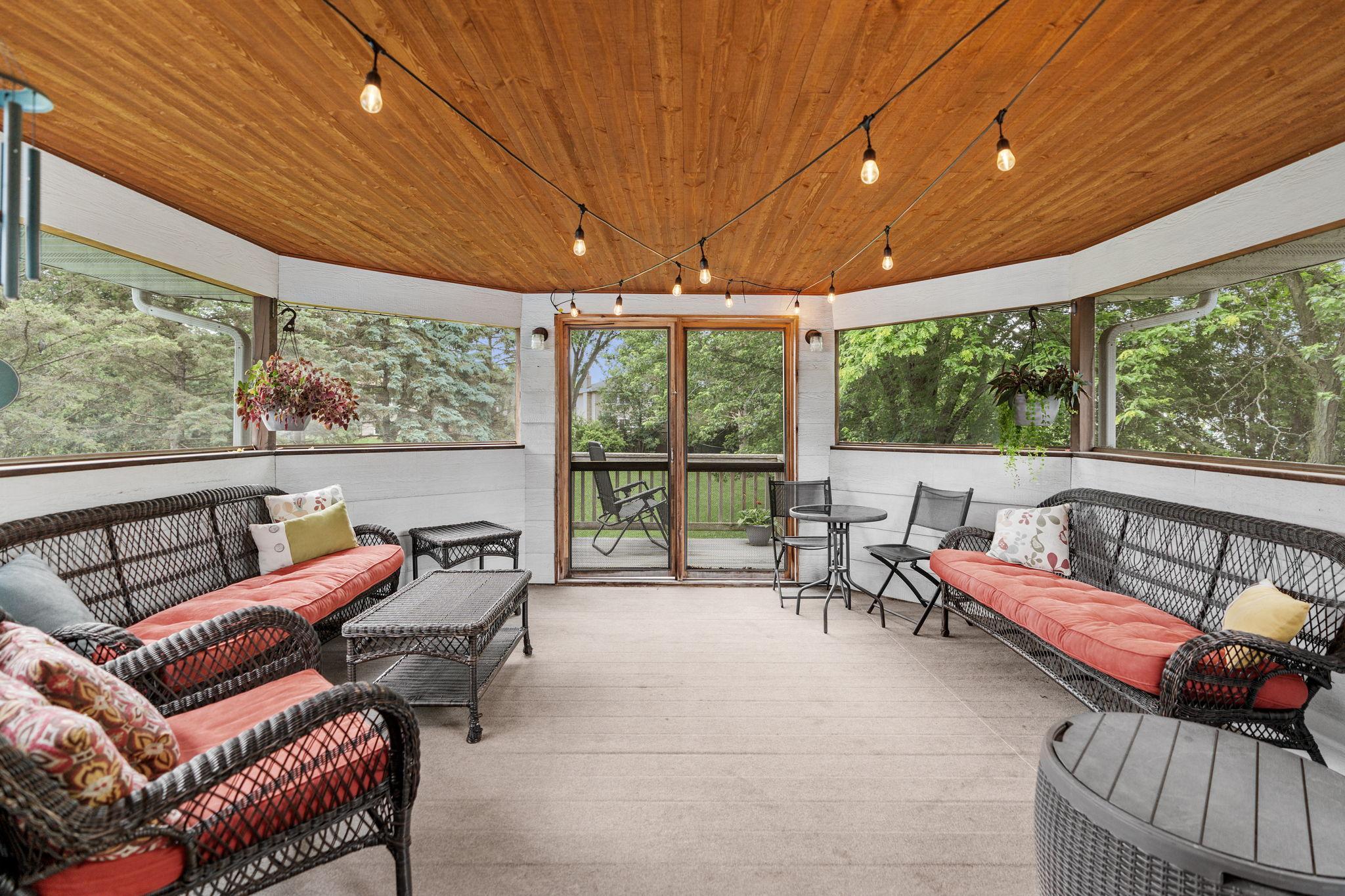 4366 Greenhaven Drive