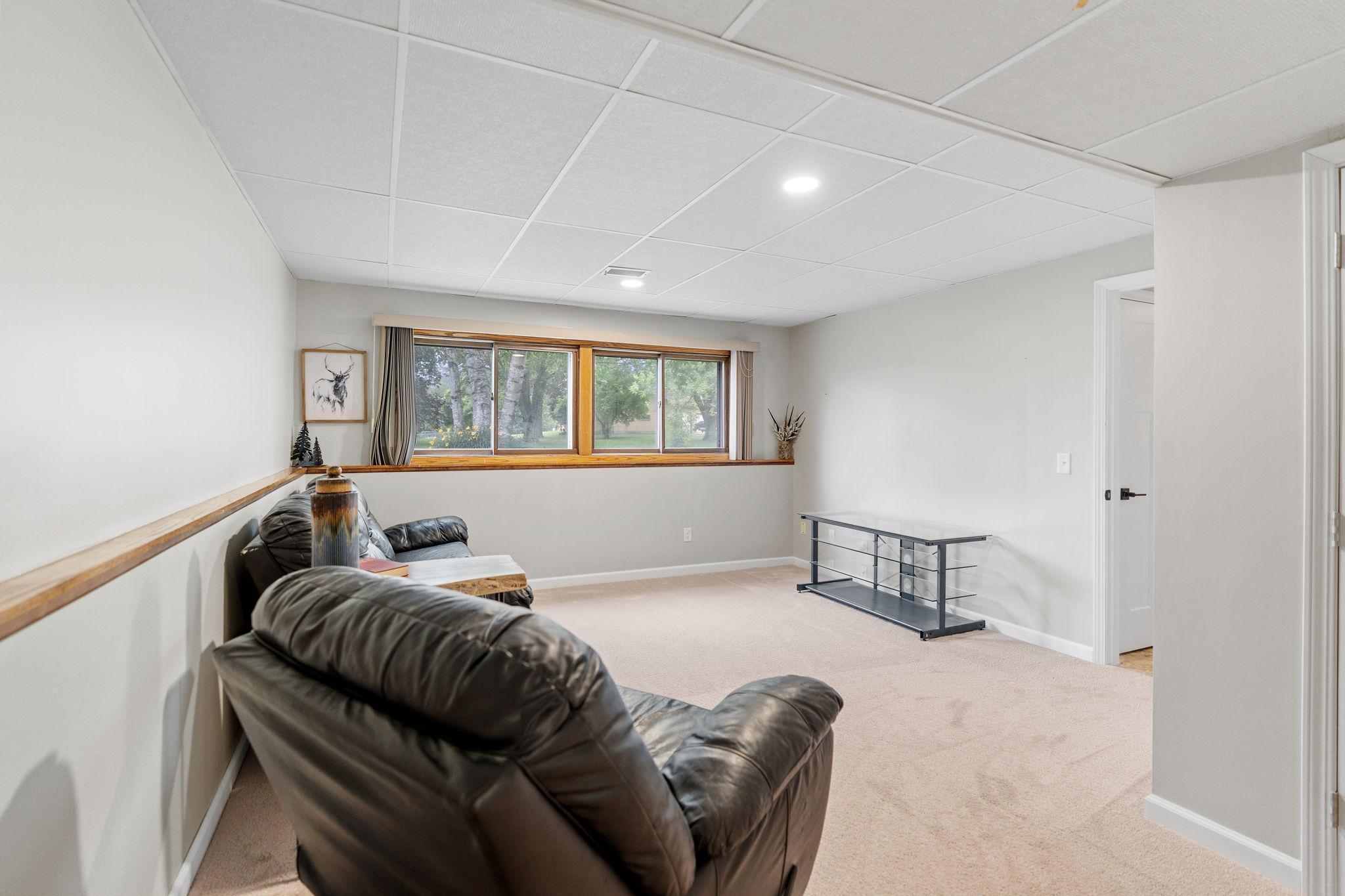 4366 Greenhaven Drive