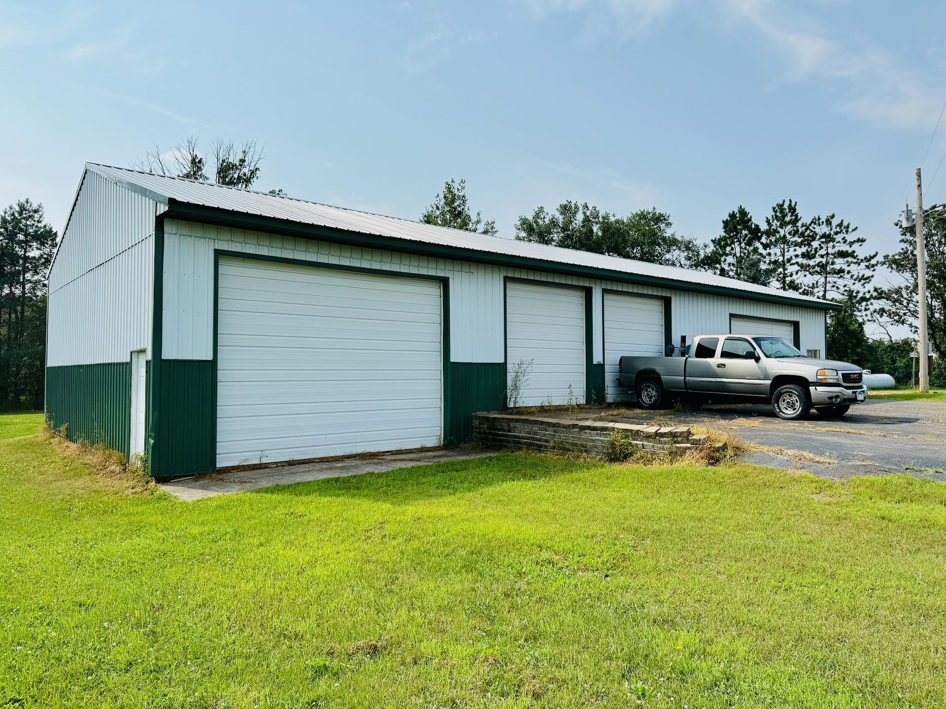 34321 US Highway 169