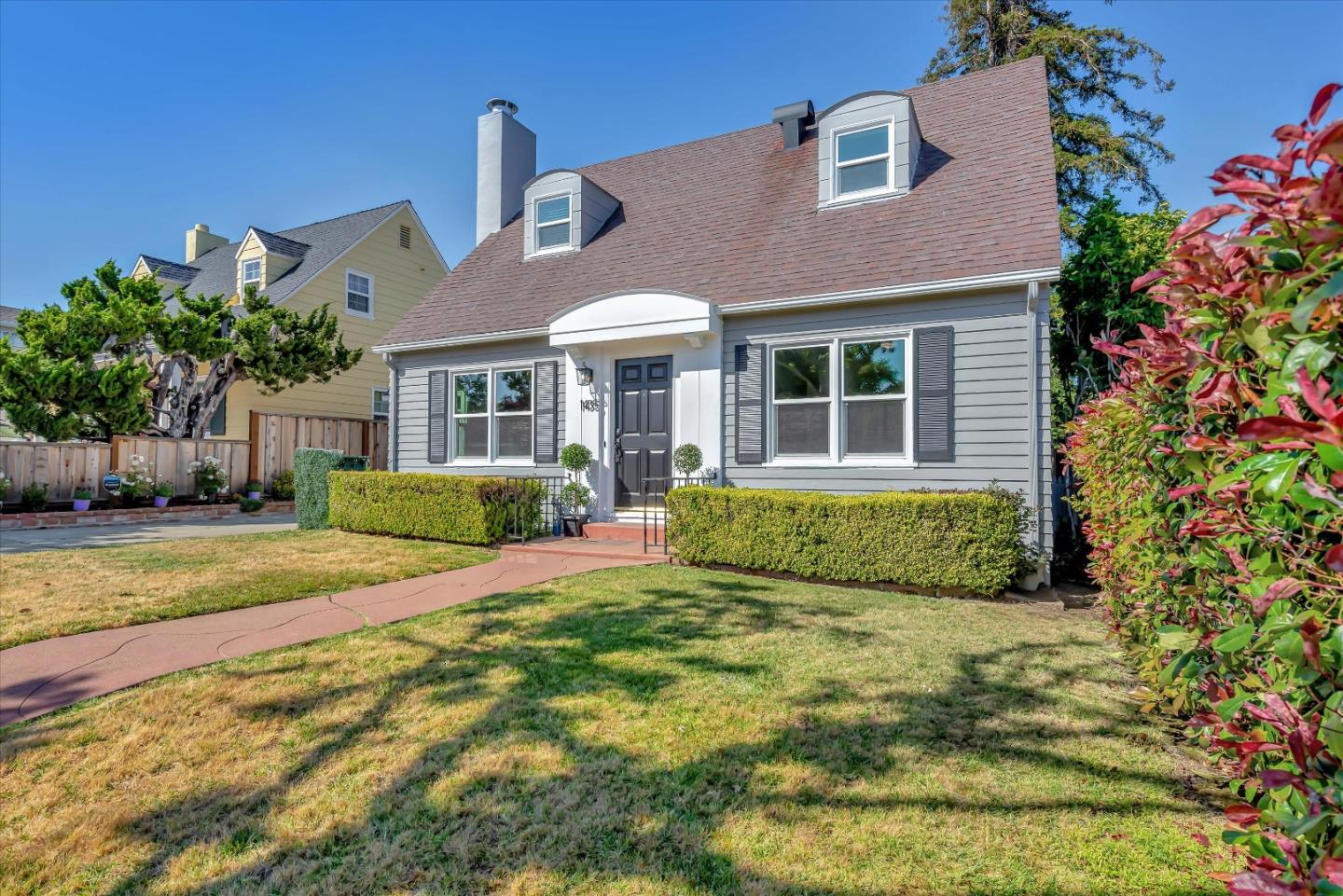 1435 Alameda De Las Pulgas