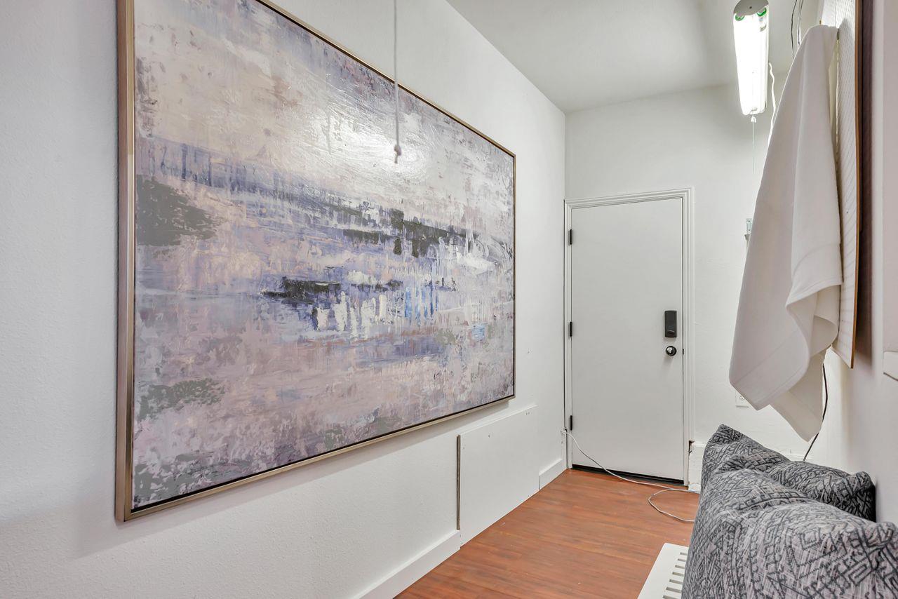 2044 Alameda De Las Pulgas