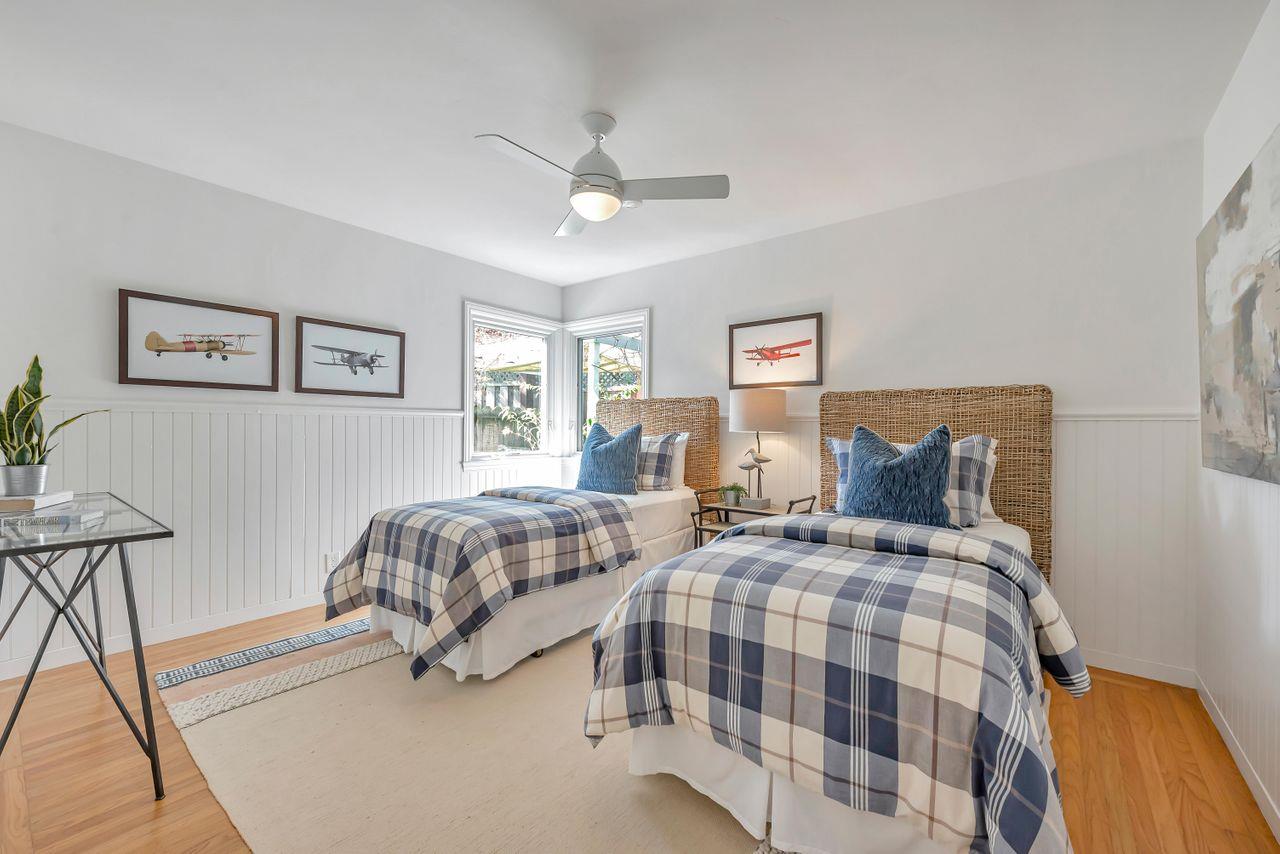 2044 Alameda De Las Pulgas