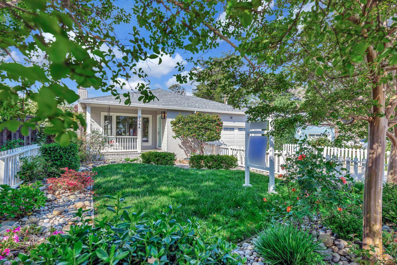 2044 Alameda De Las Pulgas