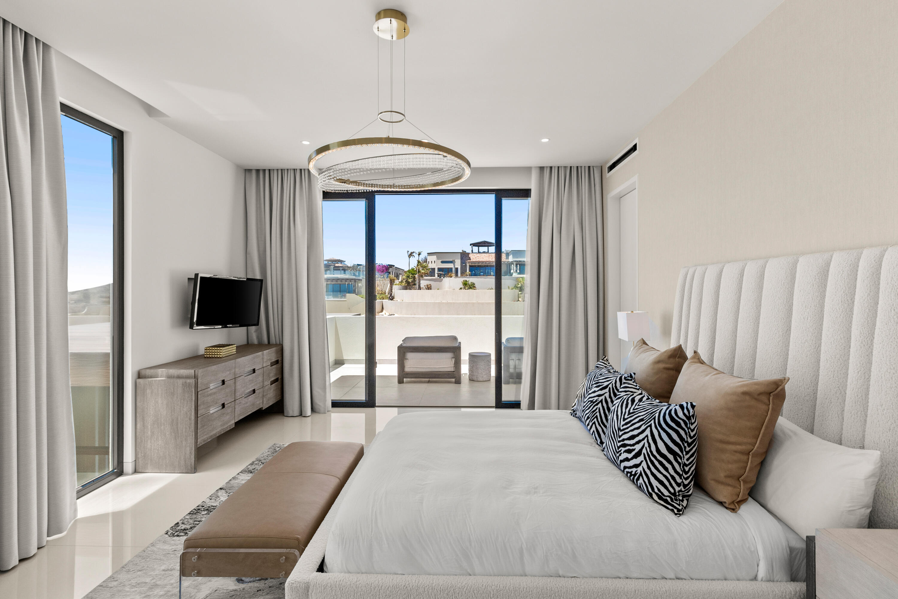 29, Crystal Beach Estate
