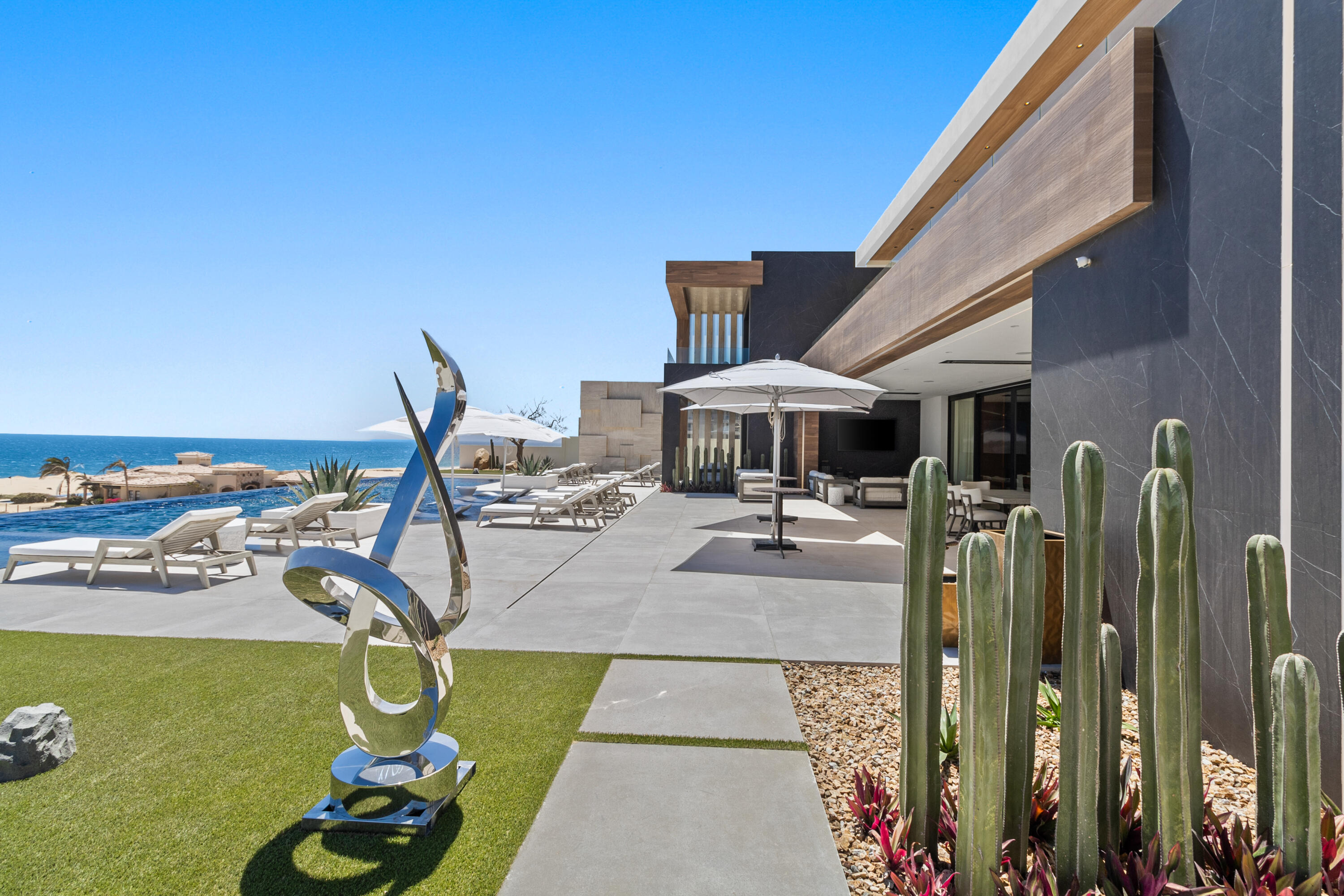 29, Crystal Beach Estate