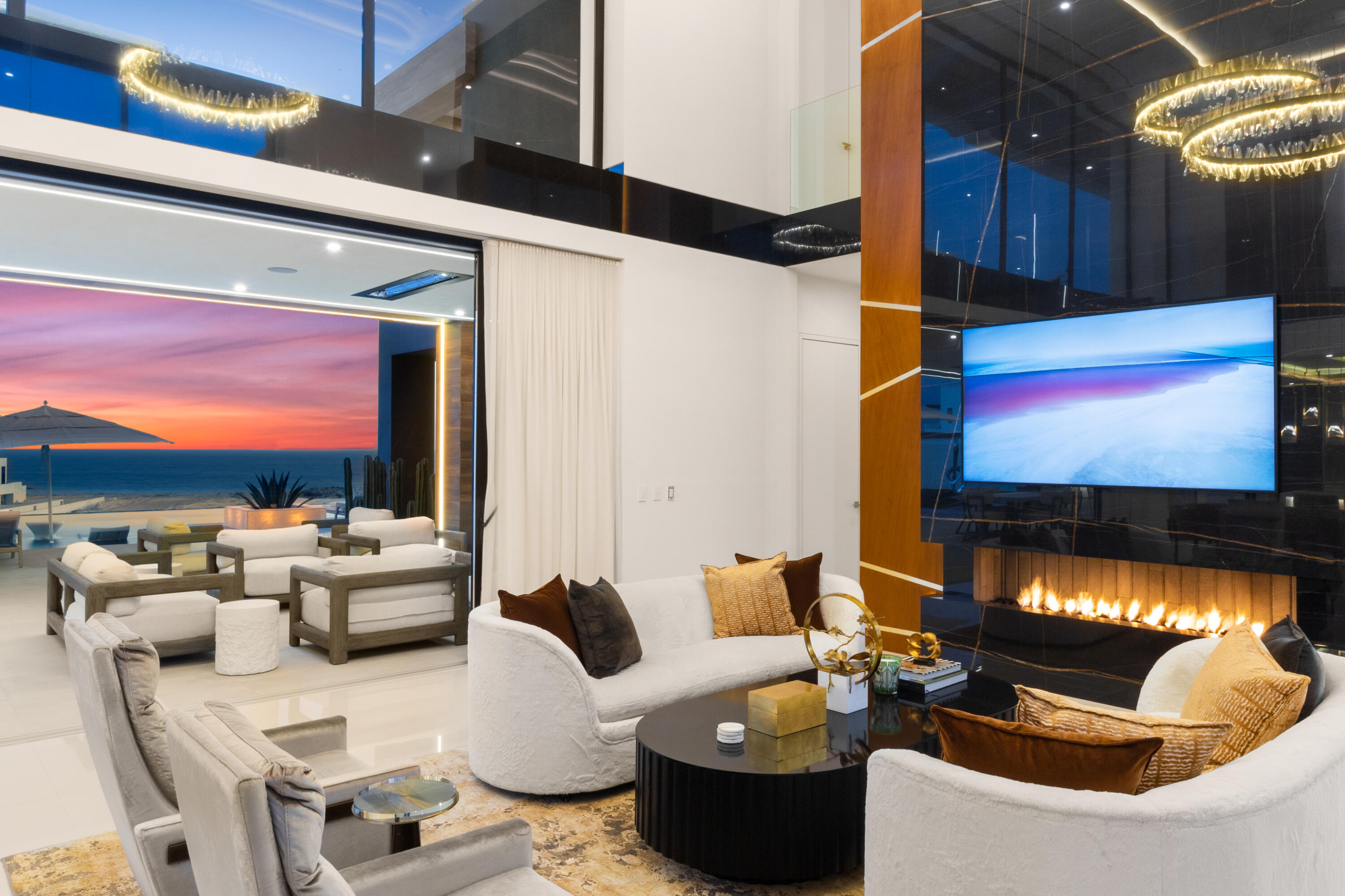 29, Crystal Beach Estate