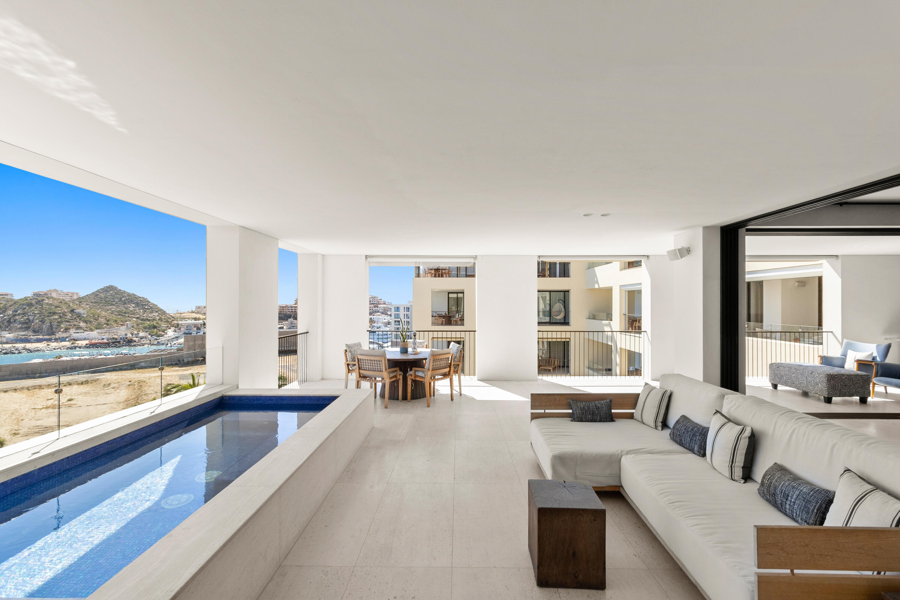 1 Homes Cabo
