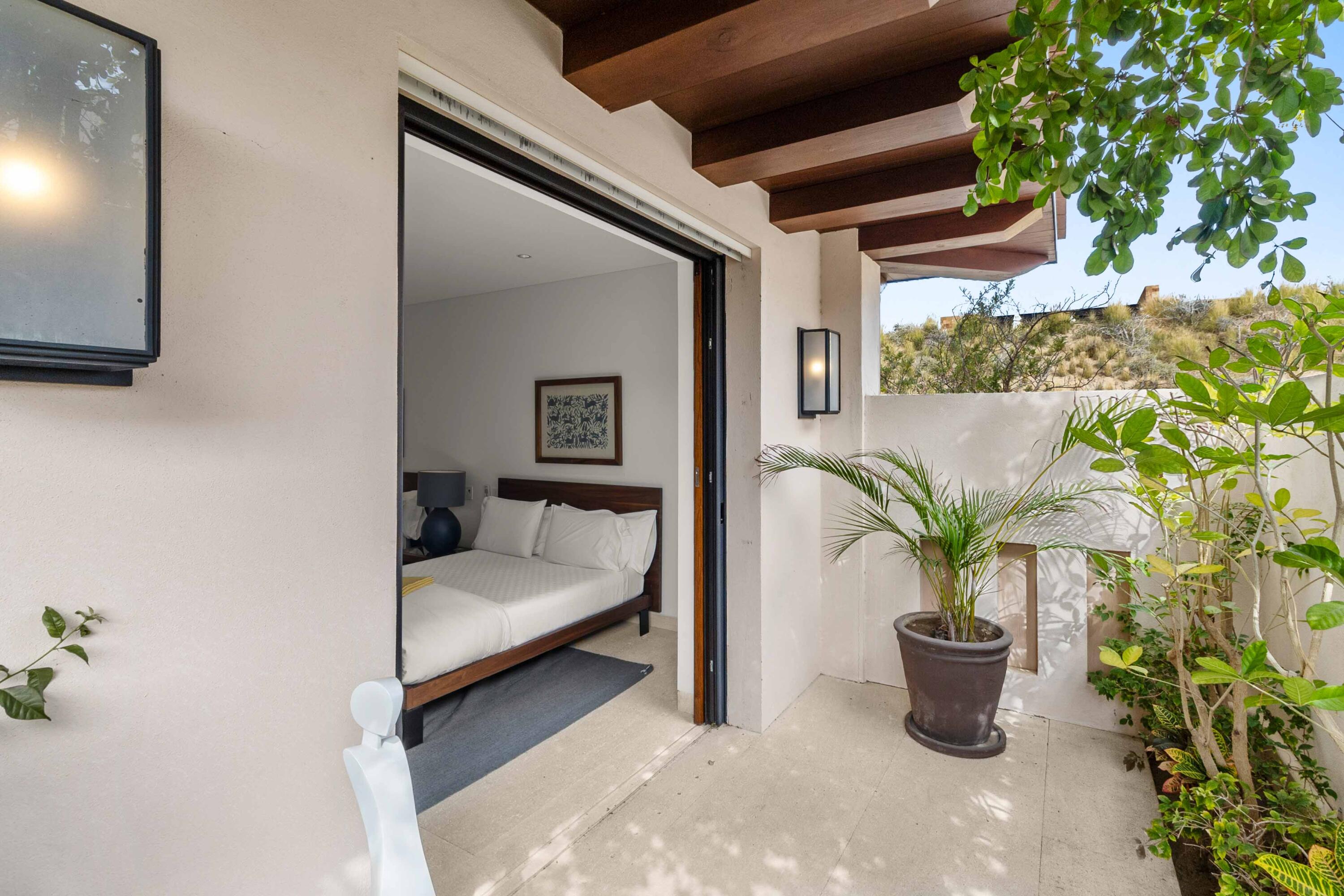 10 The Enclave, Ritz Carlton Zadun Residences