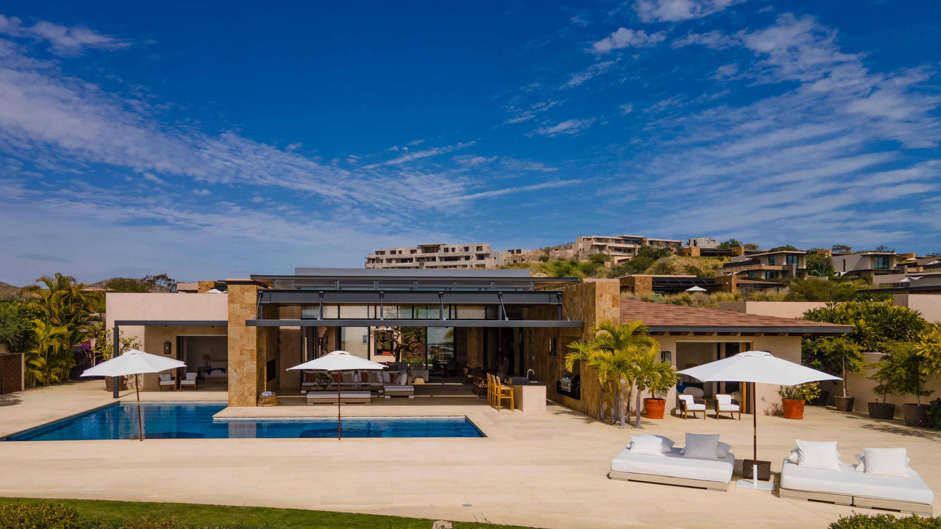 10 The Enclave, Ritz Carlton Zadun Residences