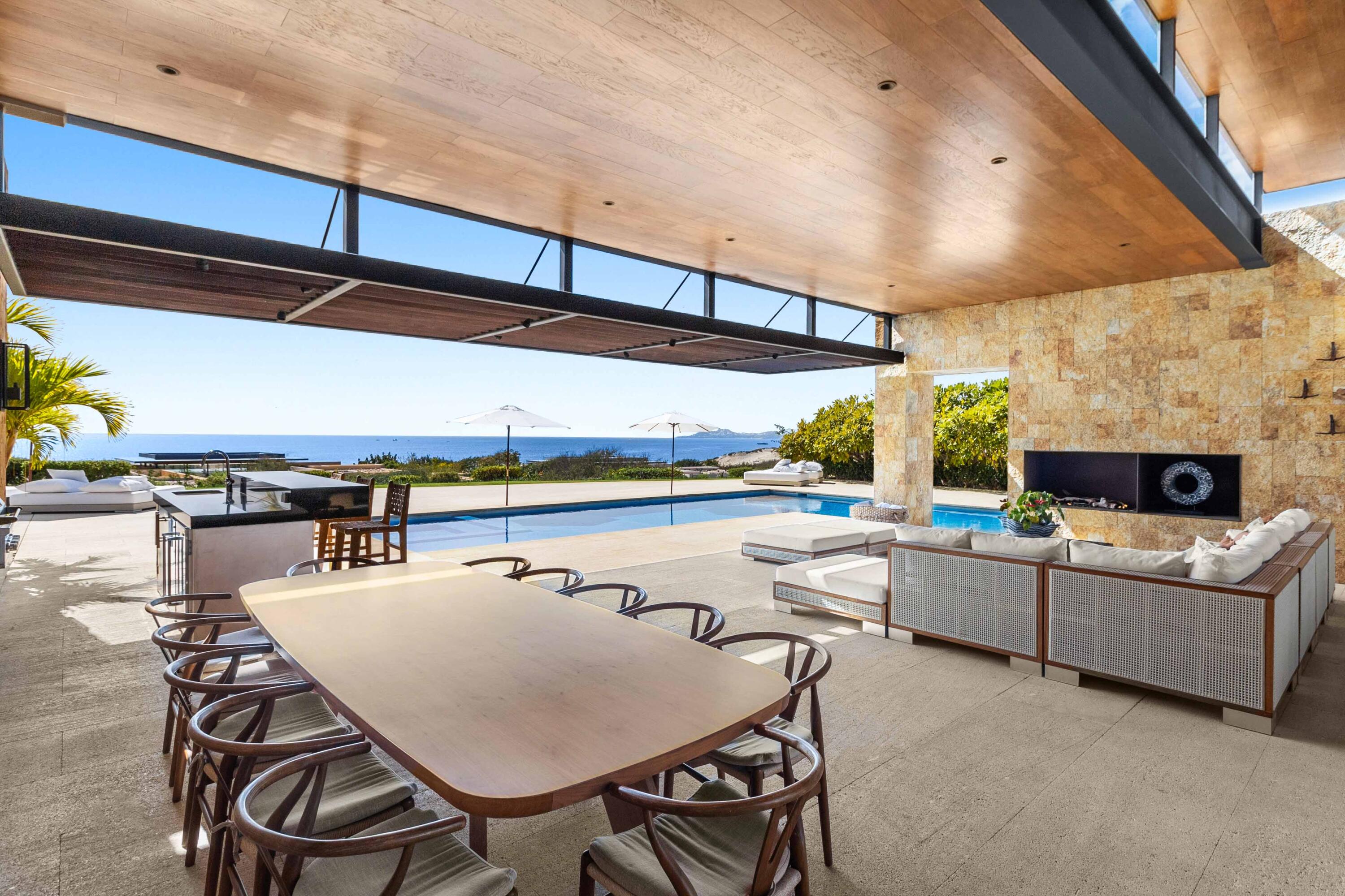 10 The Enclave, Ritz Carlton Zadun Residences