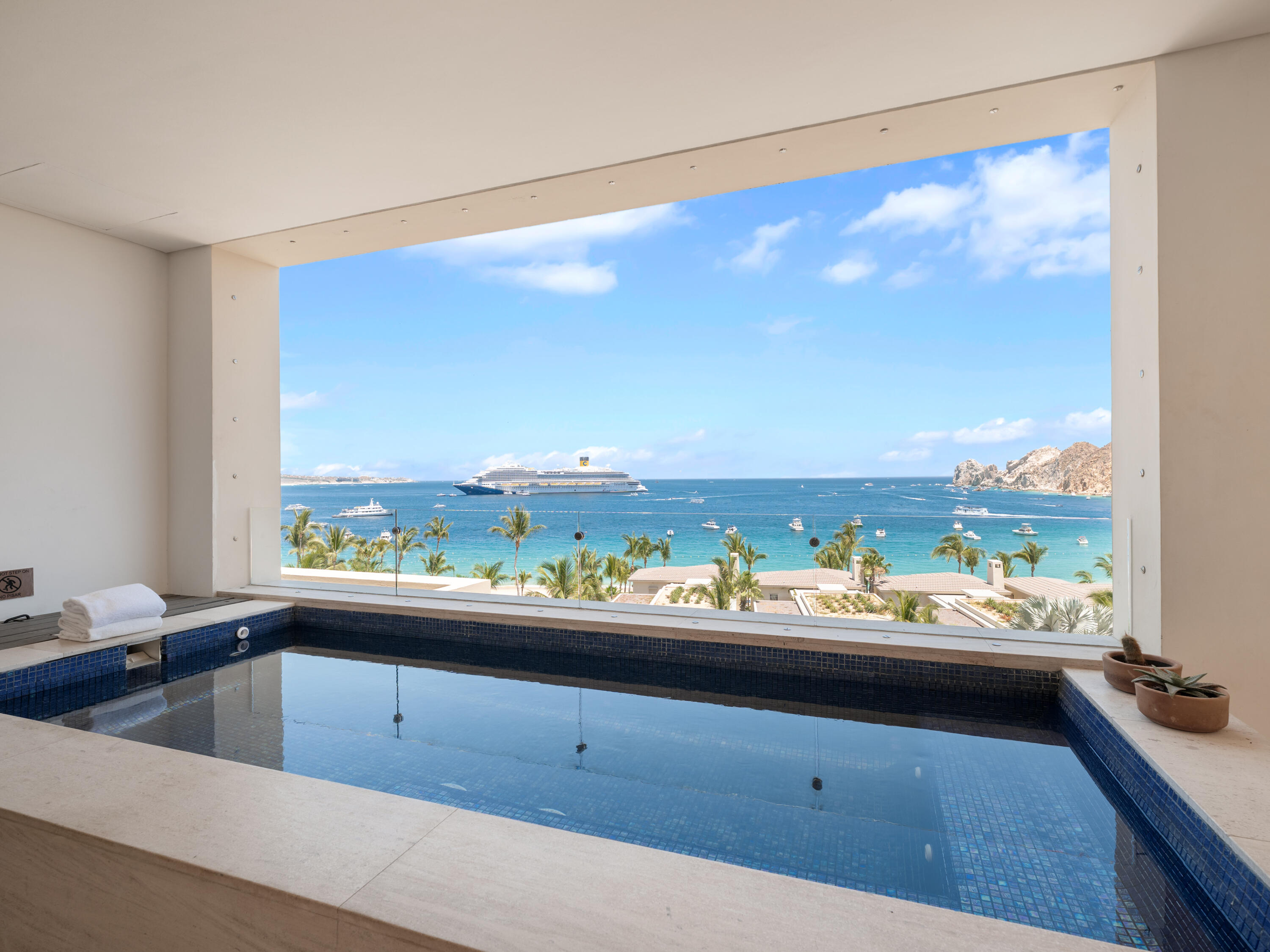 1 Homes Cabo