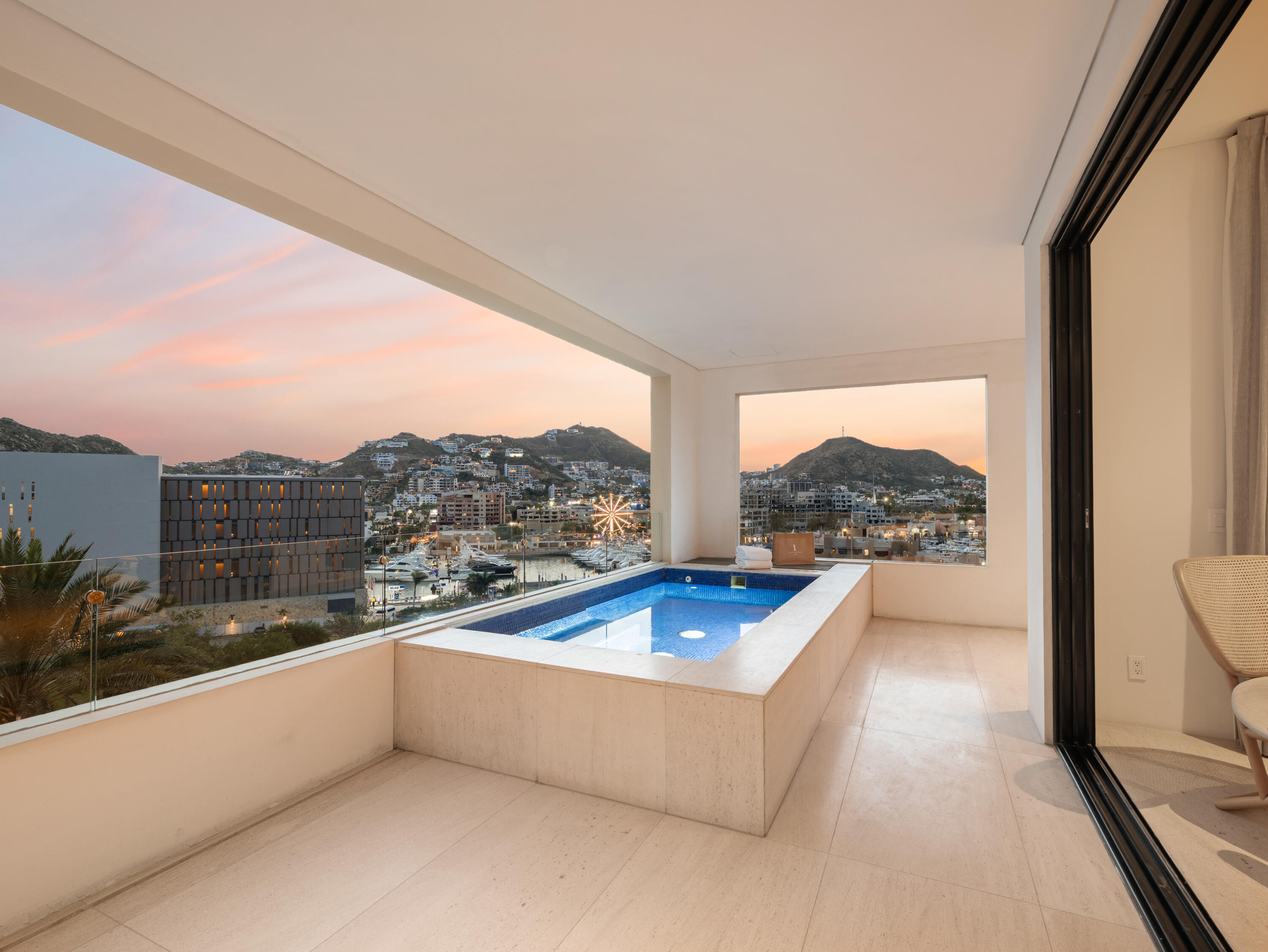1 Homes Cabo, Hacienda Beach Club Phase 2
