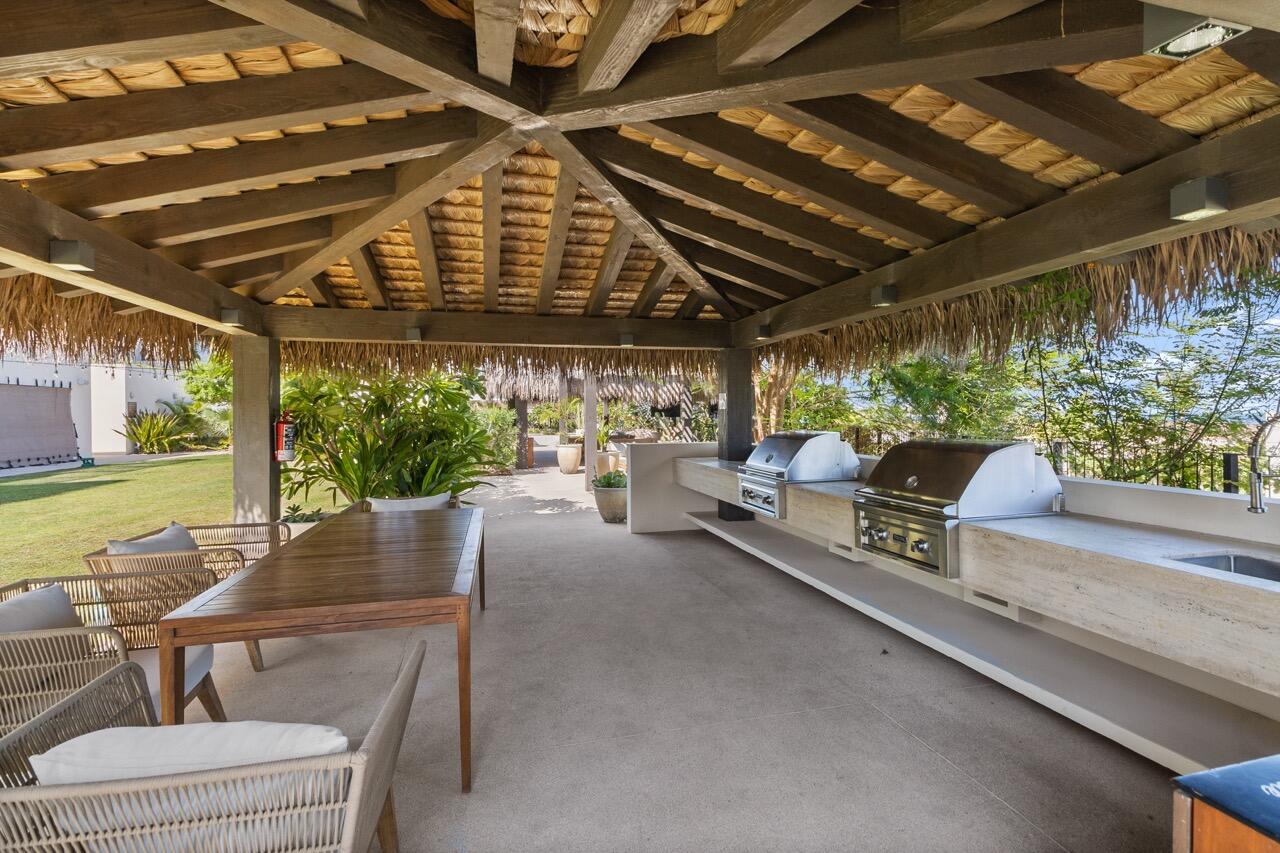 1Homes - Hacienda Beach Club