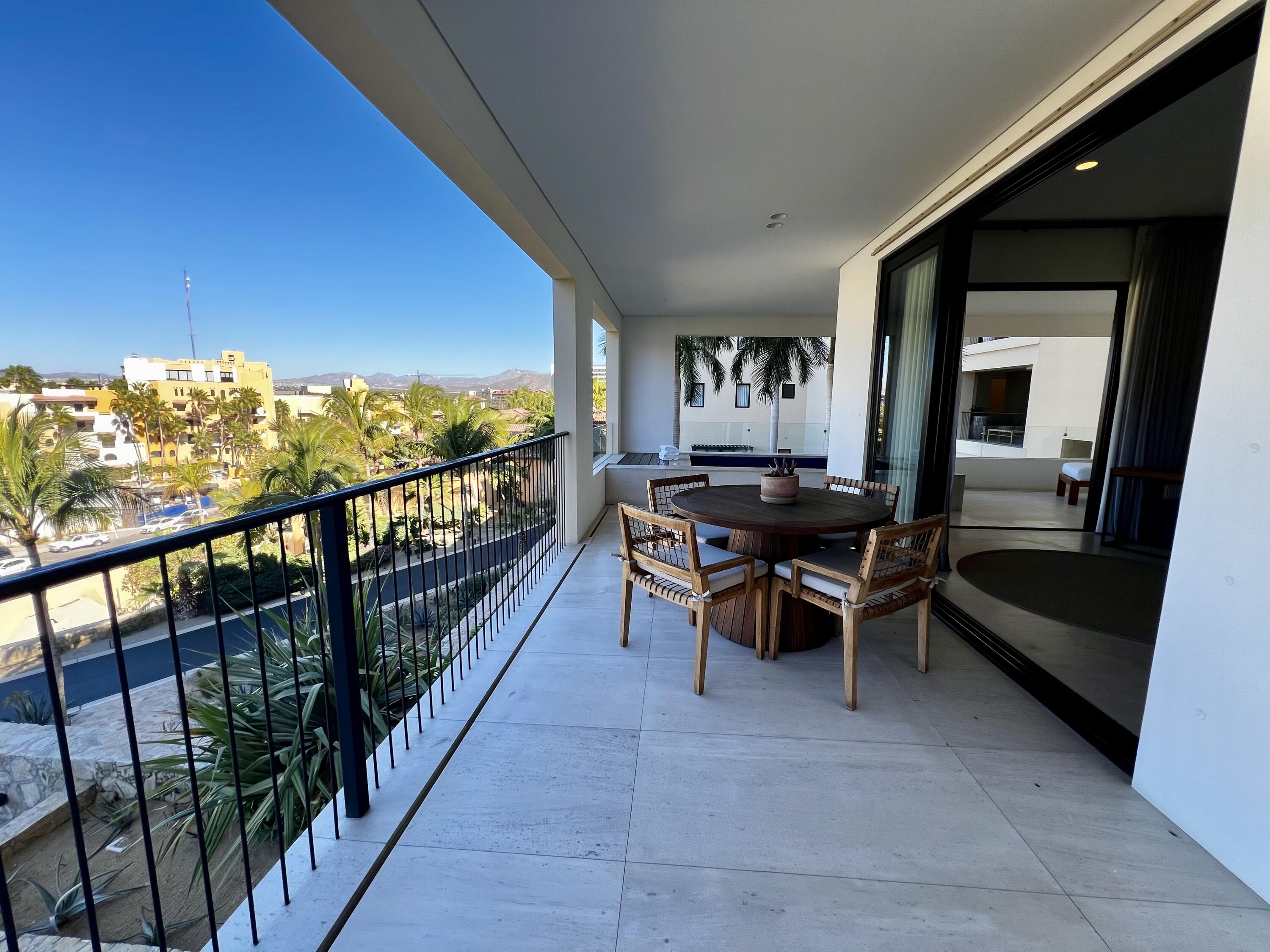 1Homes - Hacienda Beach Club