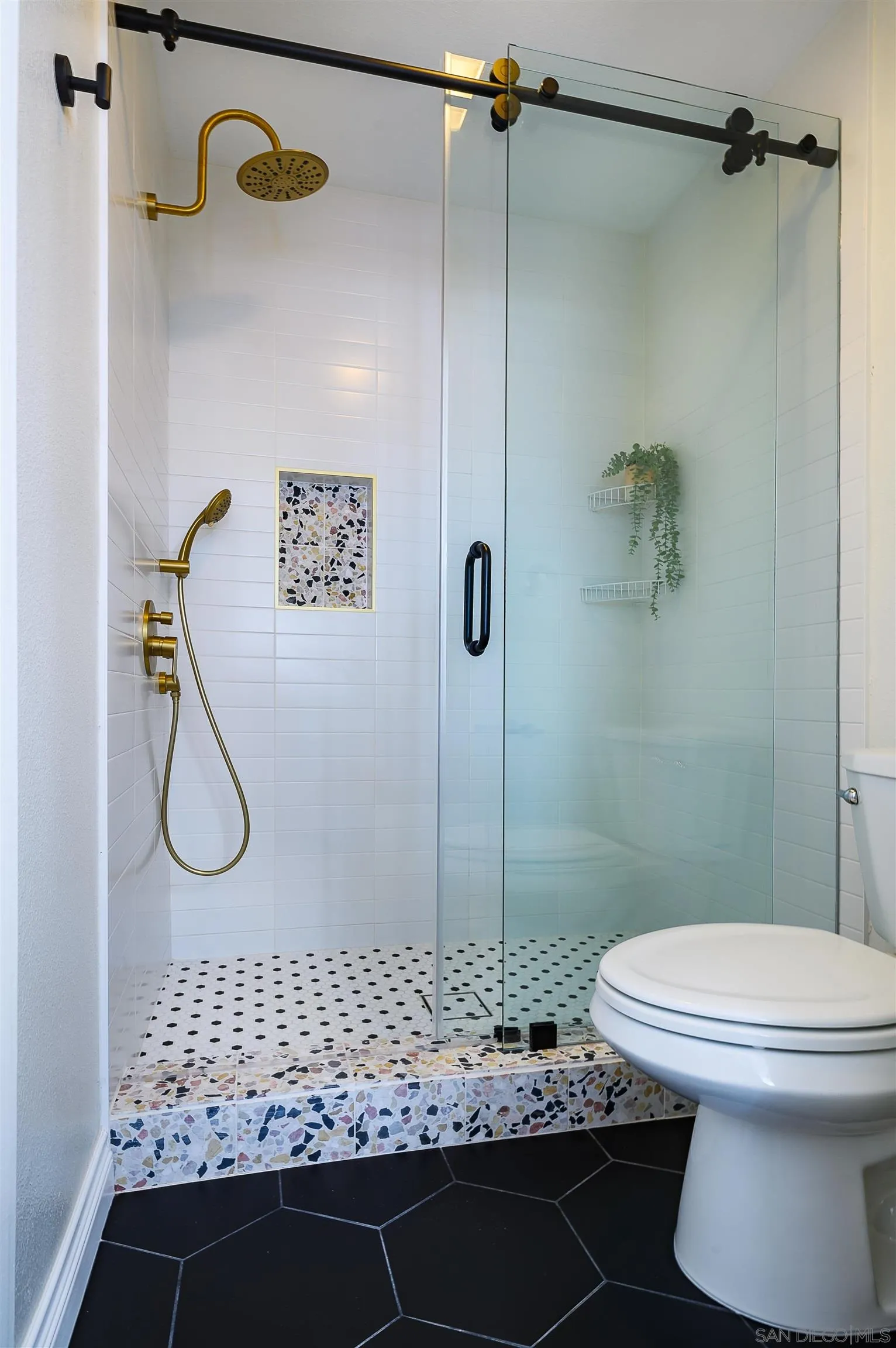 3458 Mission Mesa Way