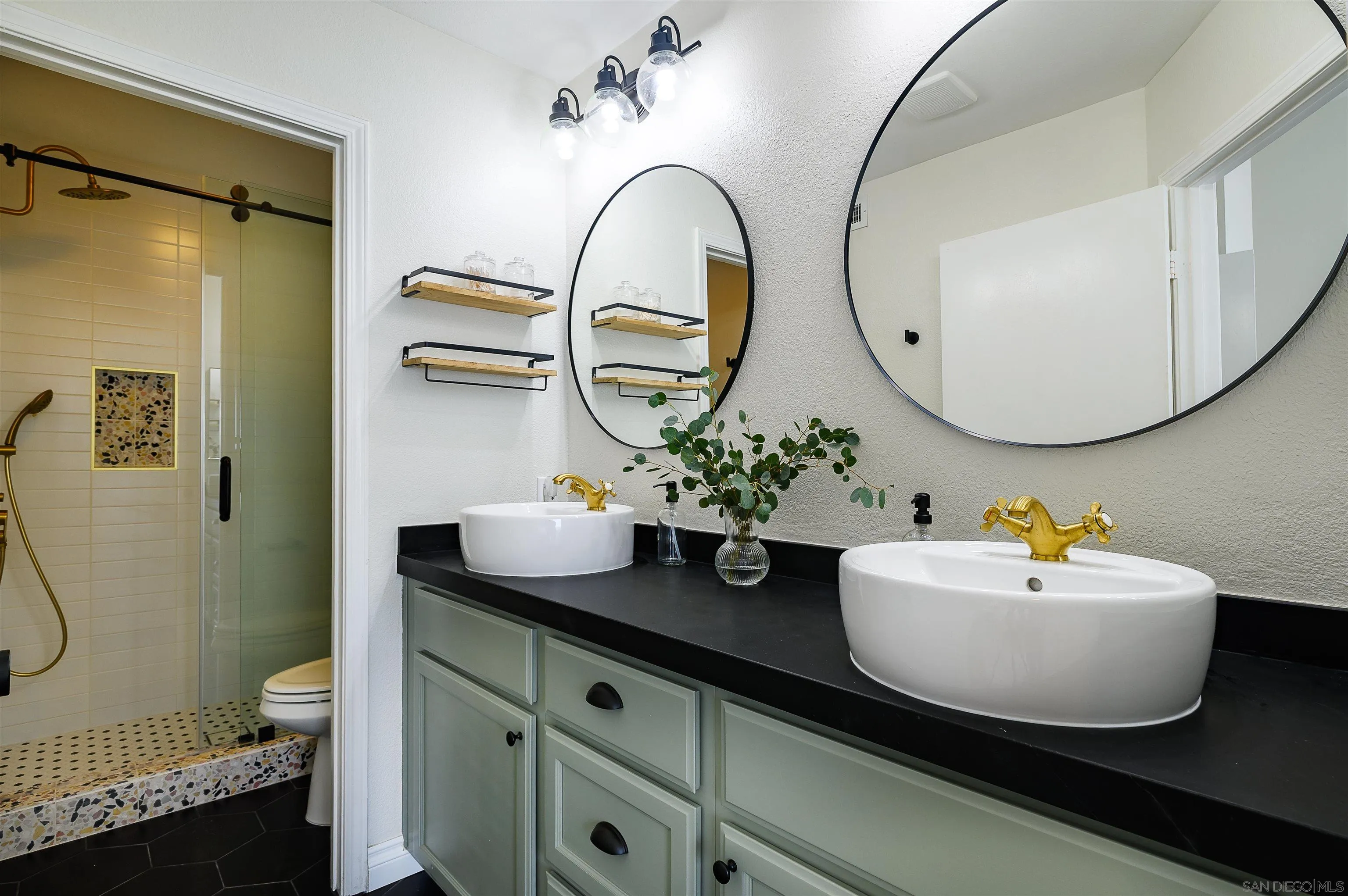 3458 Mission Mesa Way