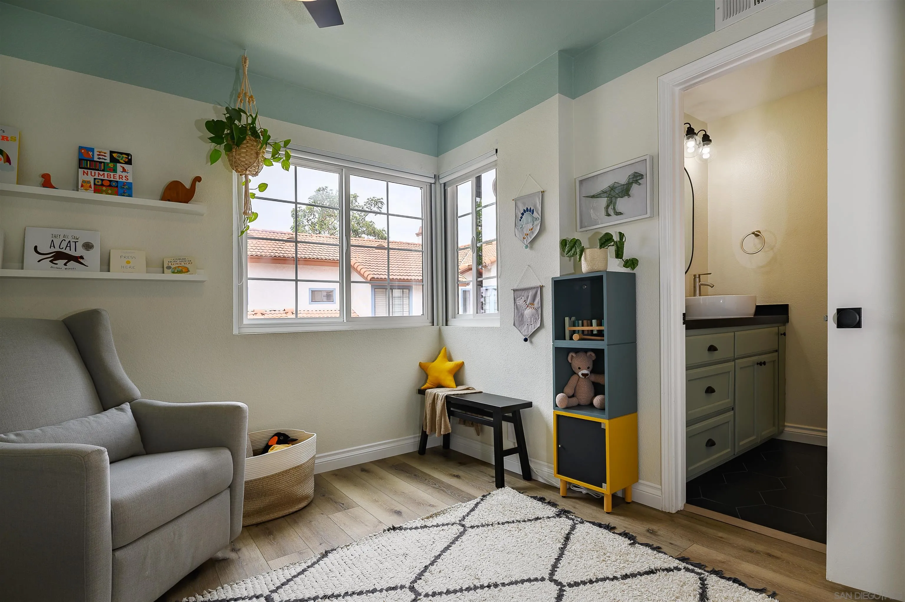 3458 Mission Mesa Way