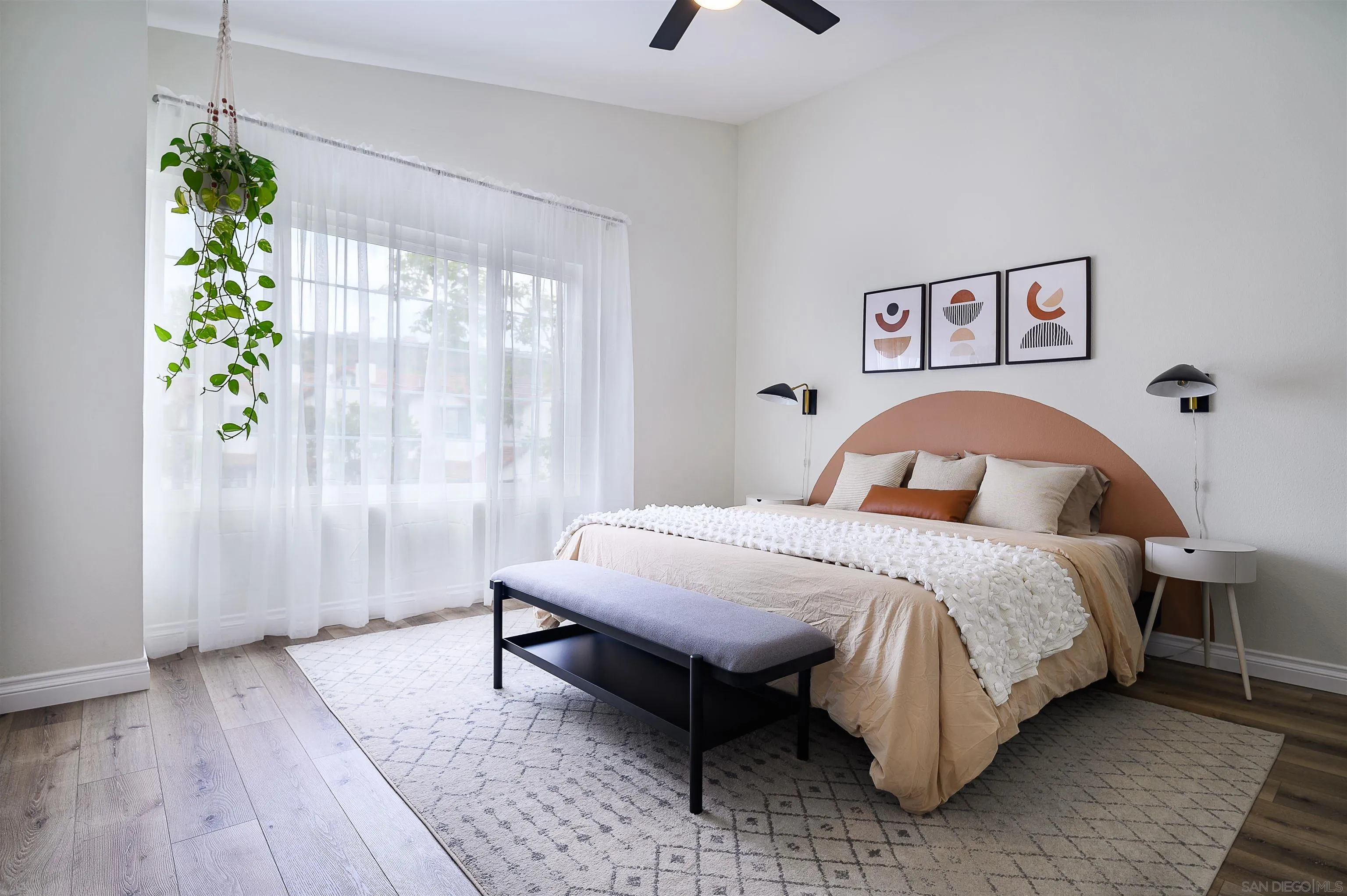 3458 Mission Mesa Way