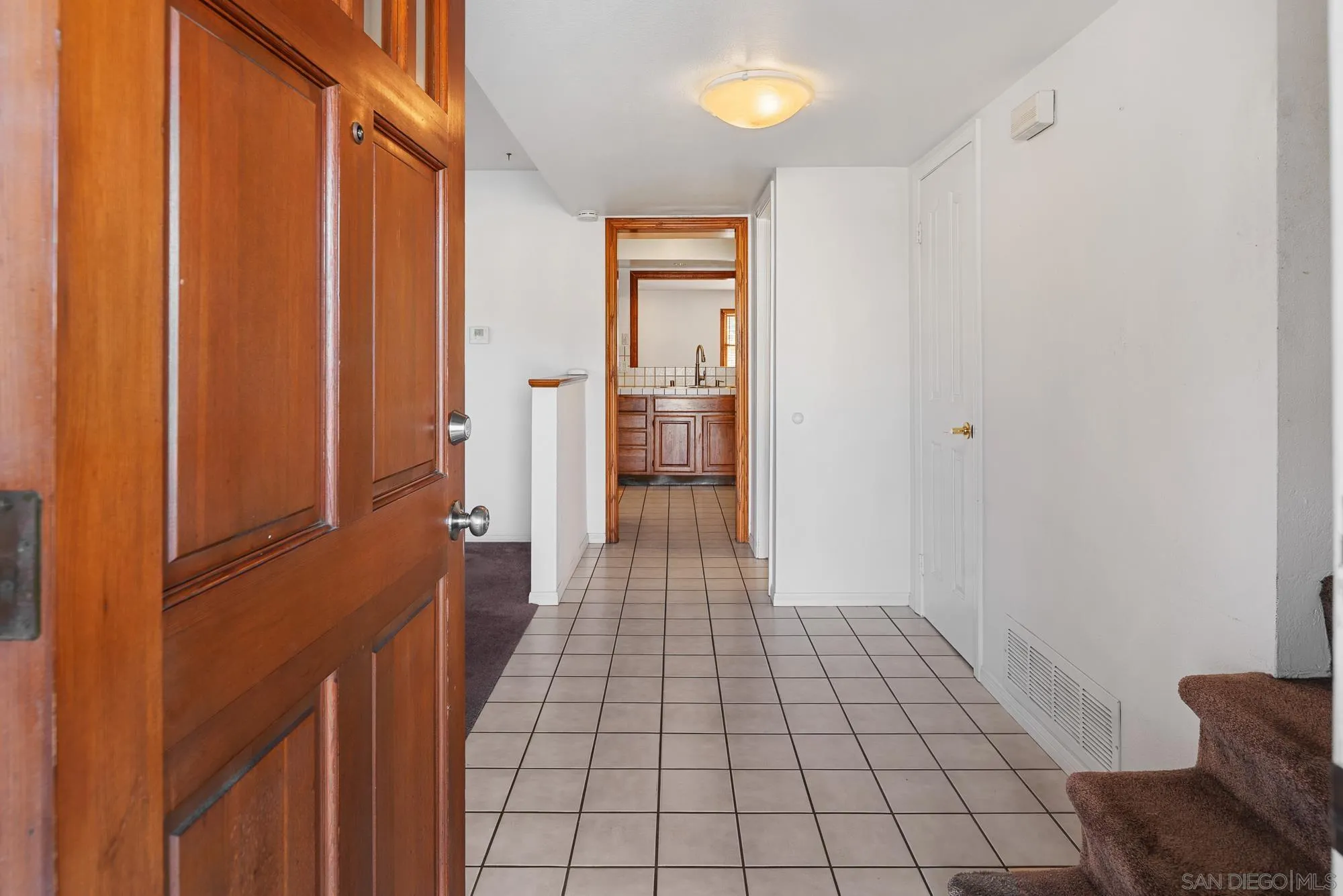 5651 Fontaine