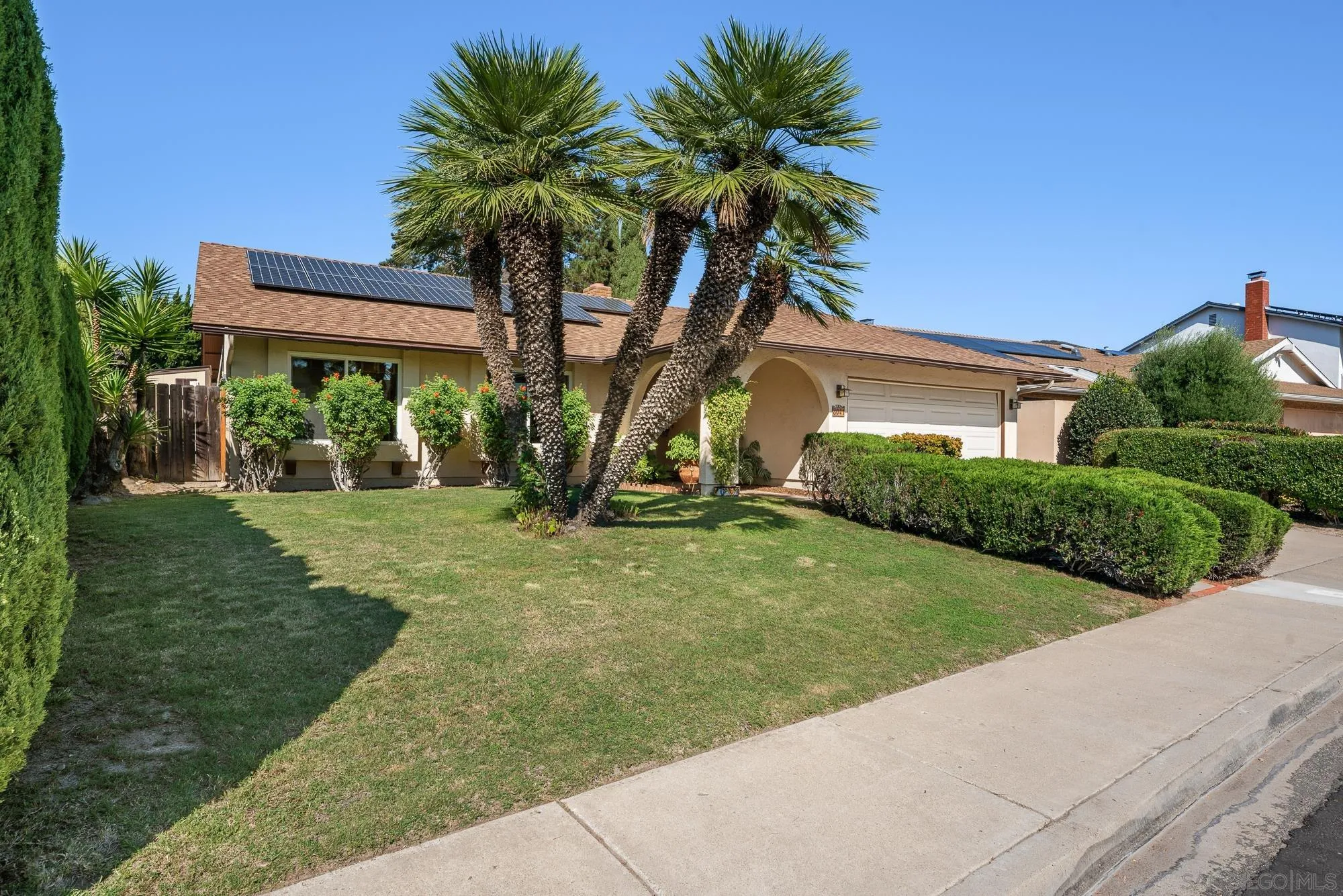 8041 Laurelridge Road