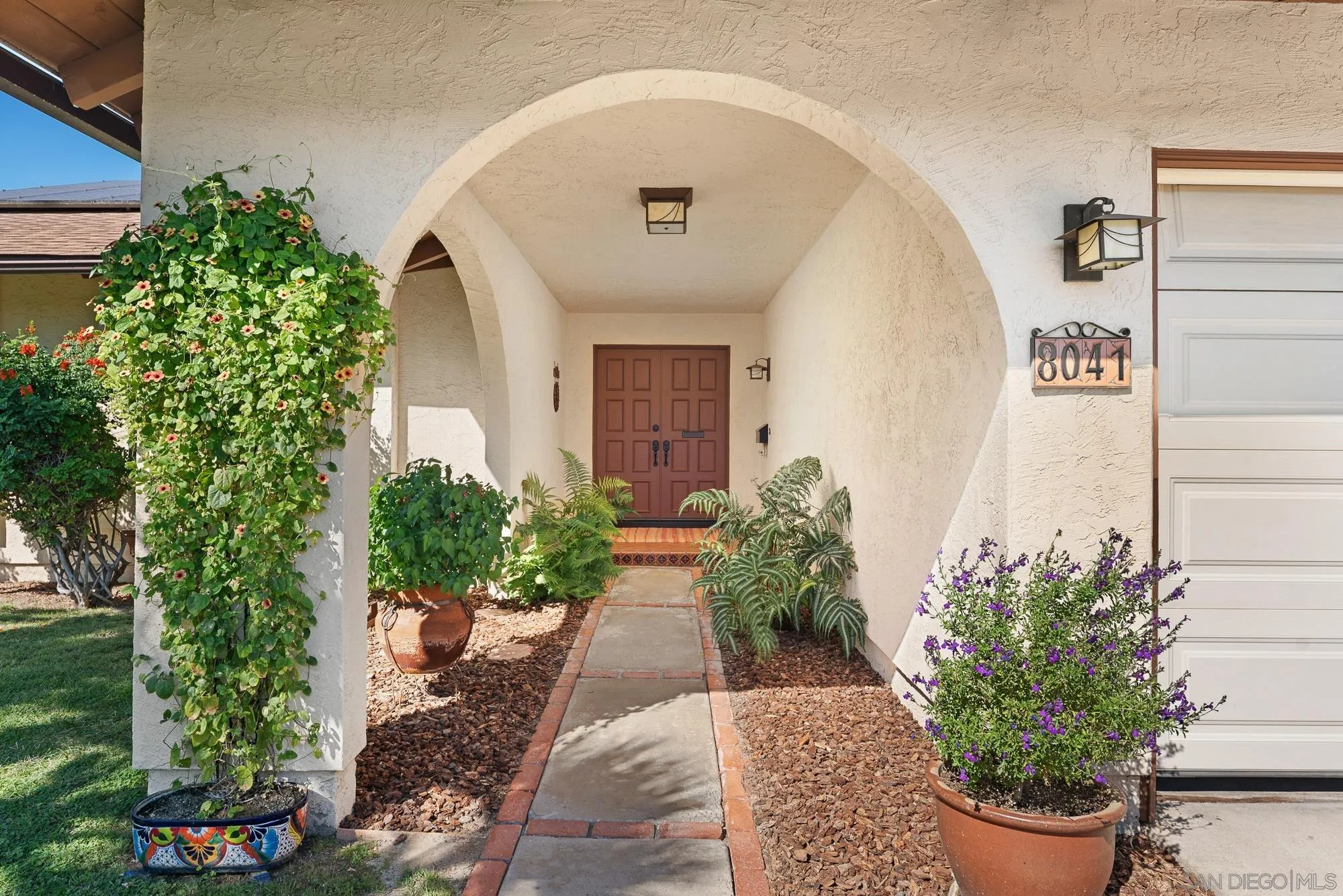 8041 Laurelridge Road