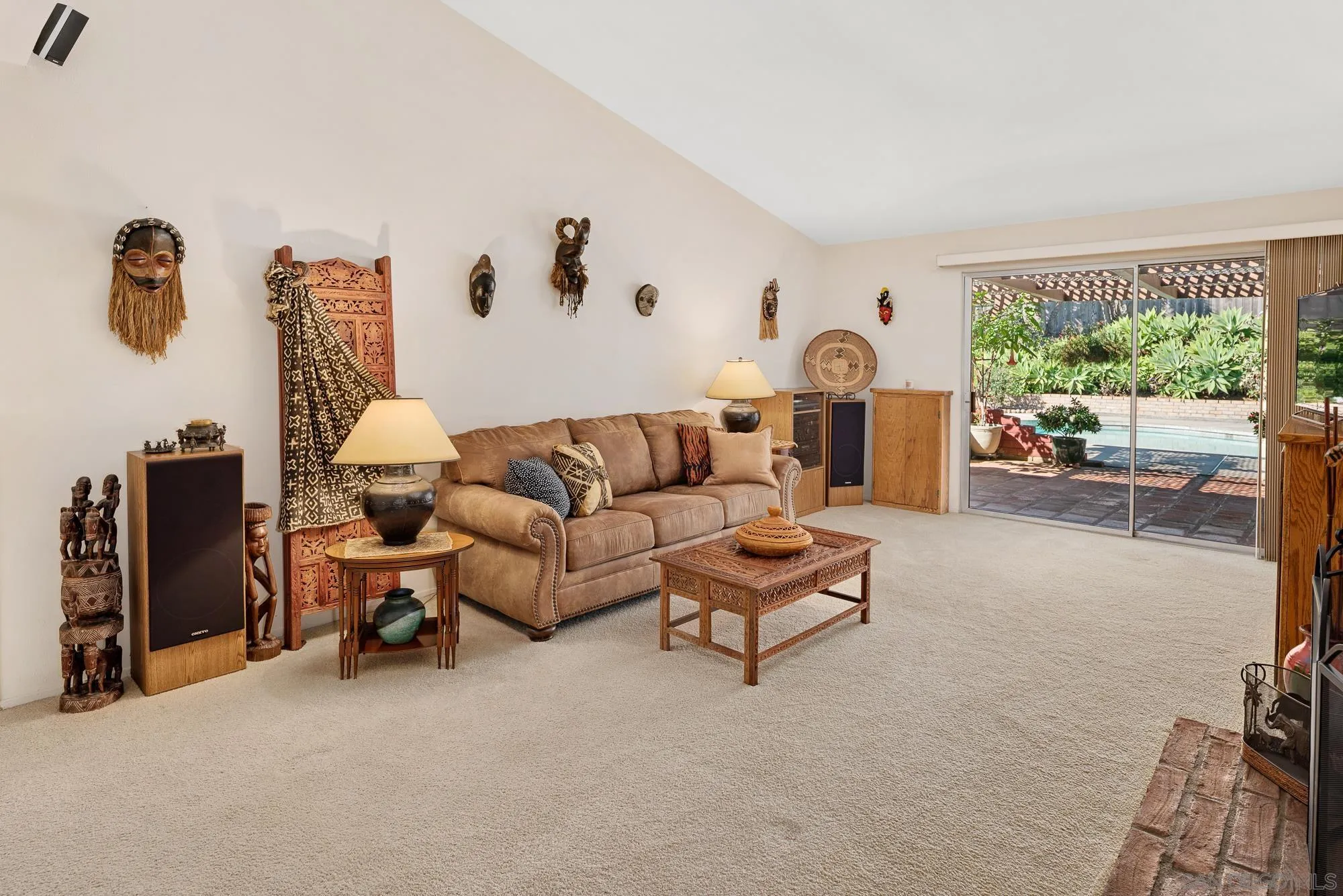 8041 Laurelridge Road