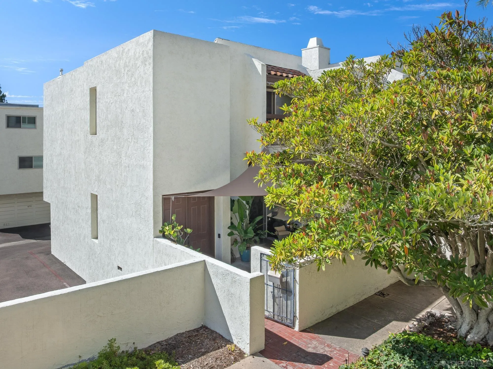 6763 Caminito Del Greco