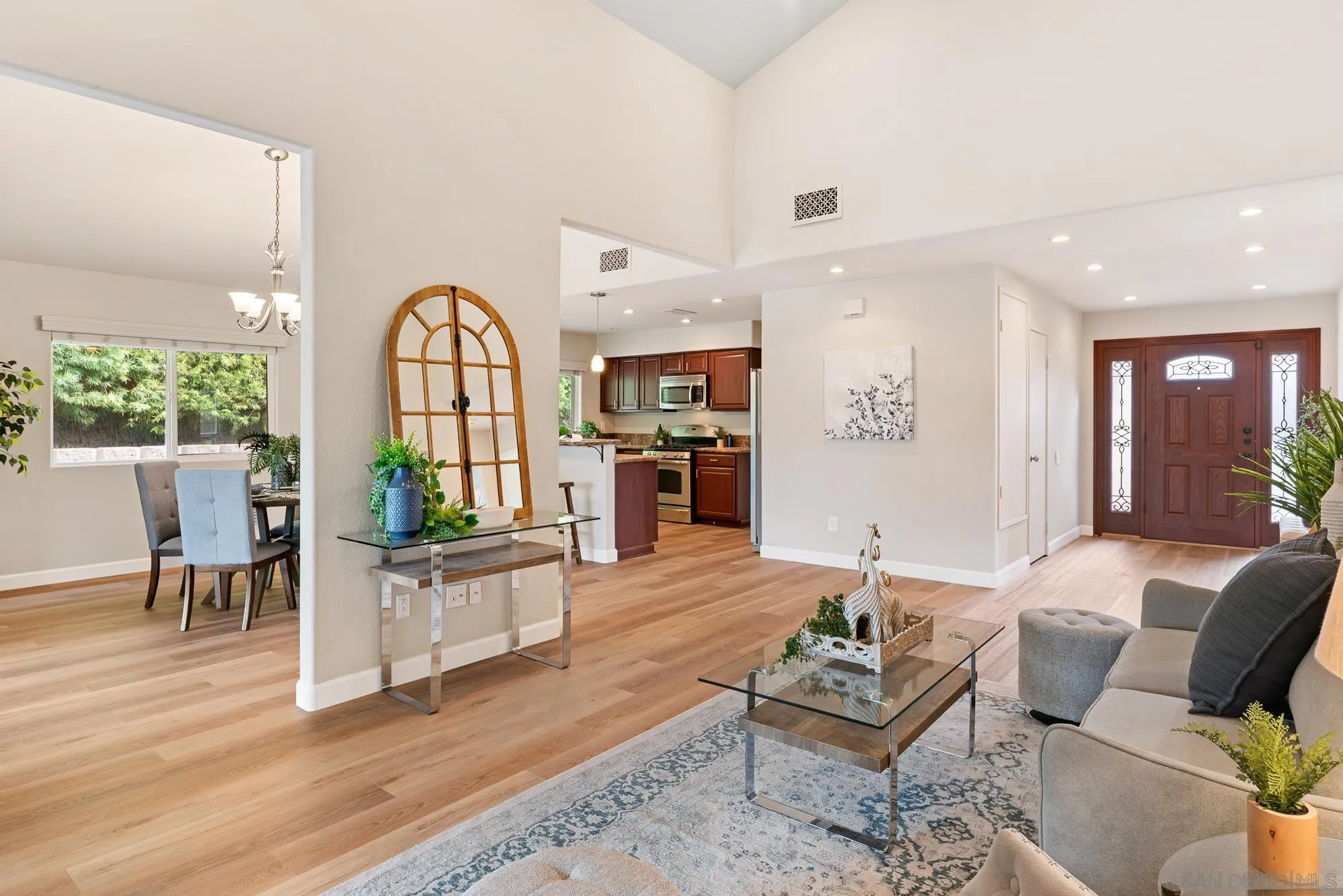 5908 Highplace