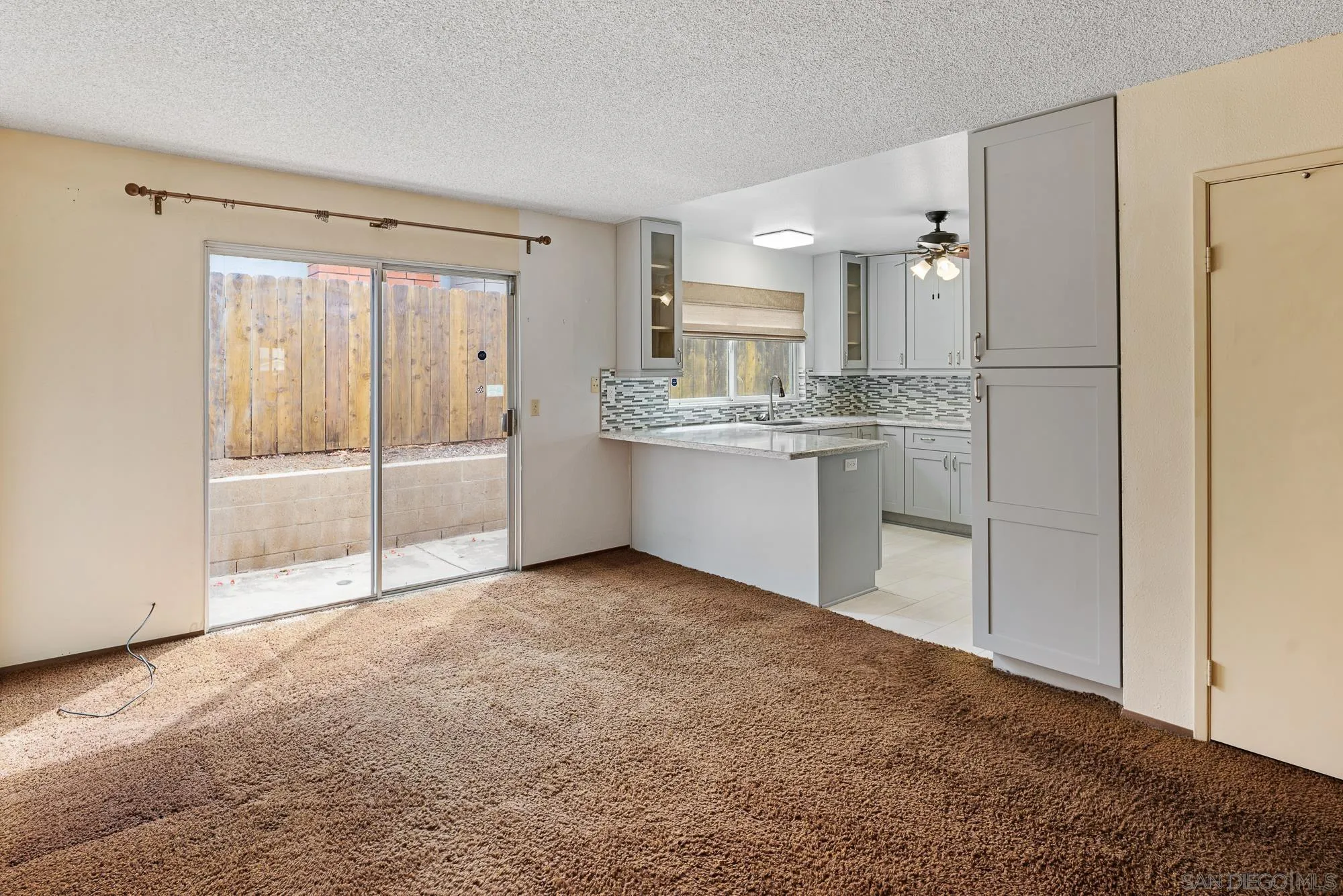 10969 Crystal Springs, Santee