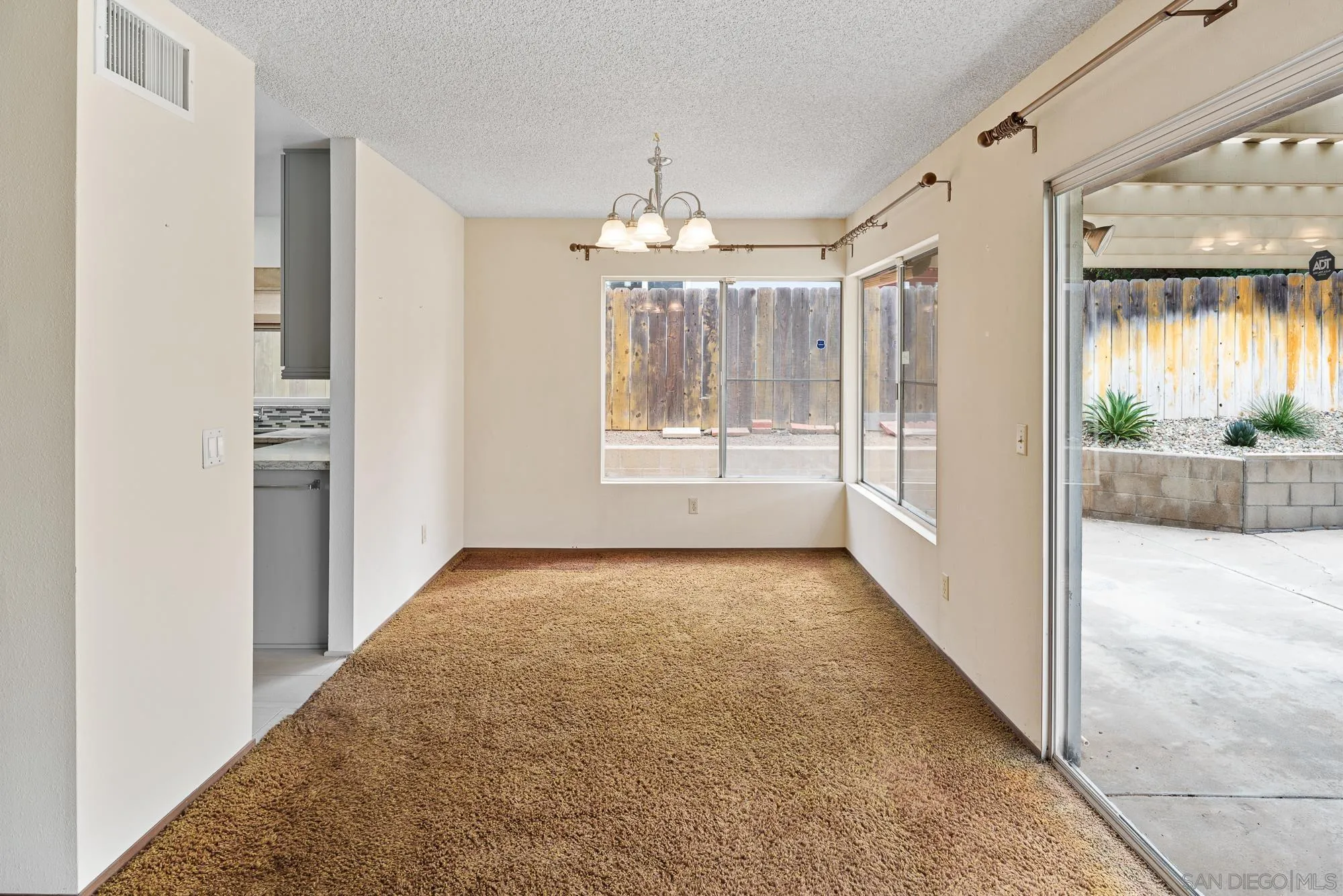 10969 Crystal Springs, Santee