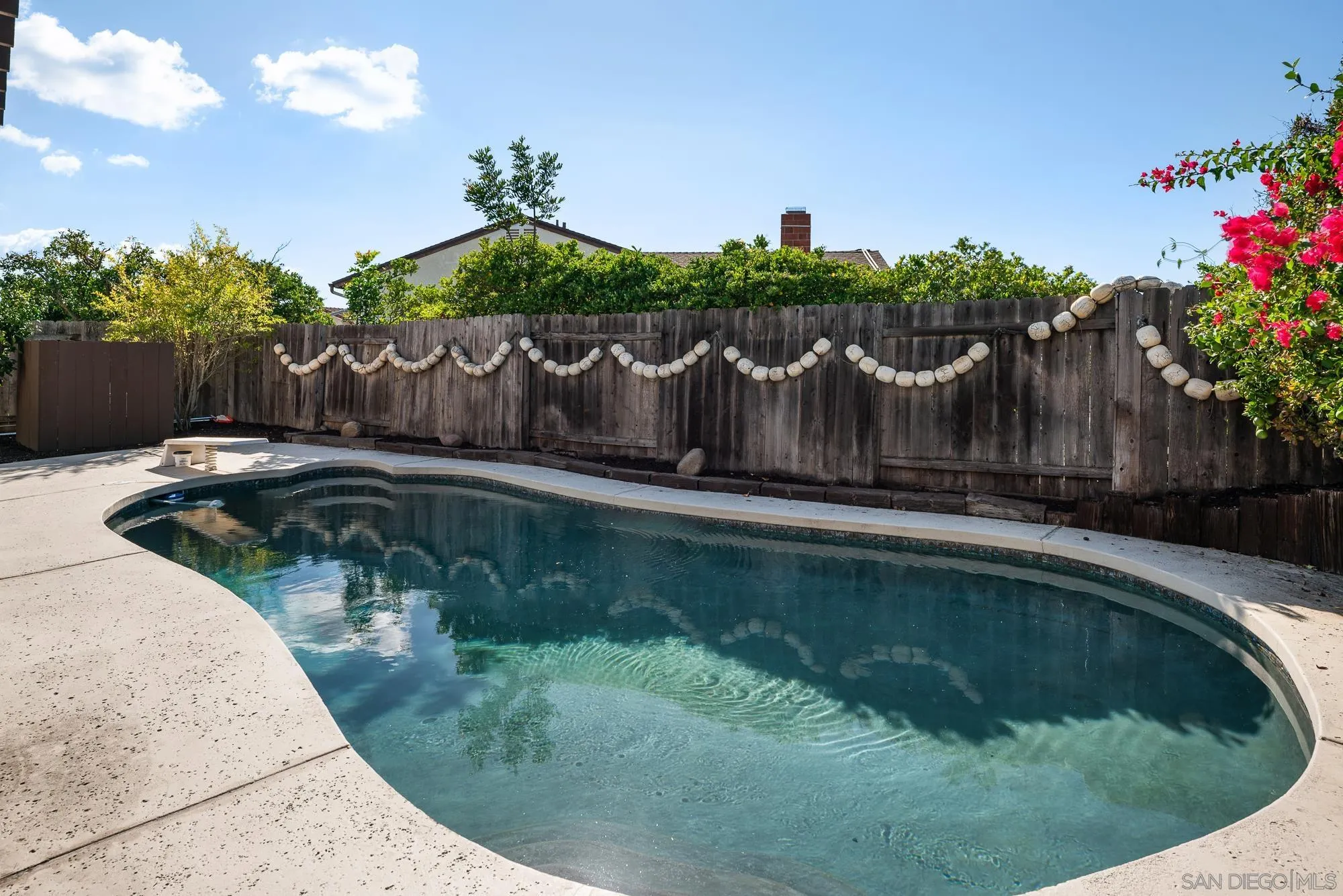 8318 Ridge Route, San Diego