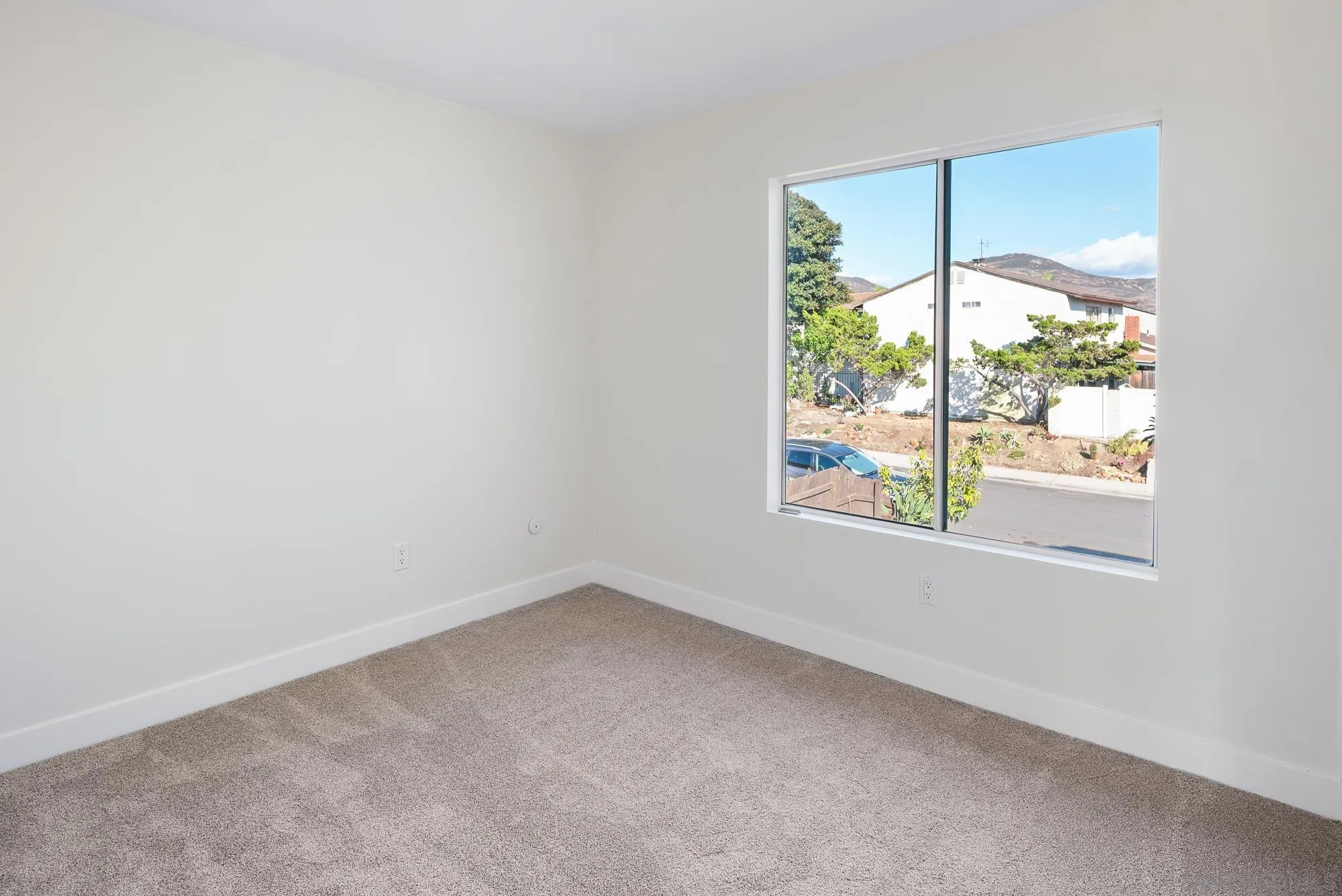 8318 Ridge Route, San Diego
