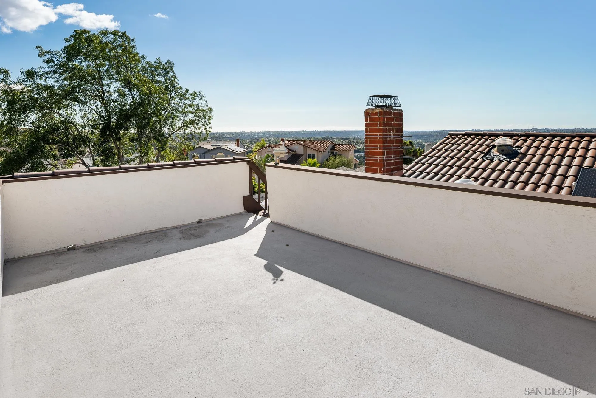 8318 Ridge Route, San Diego