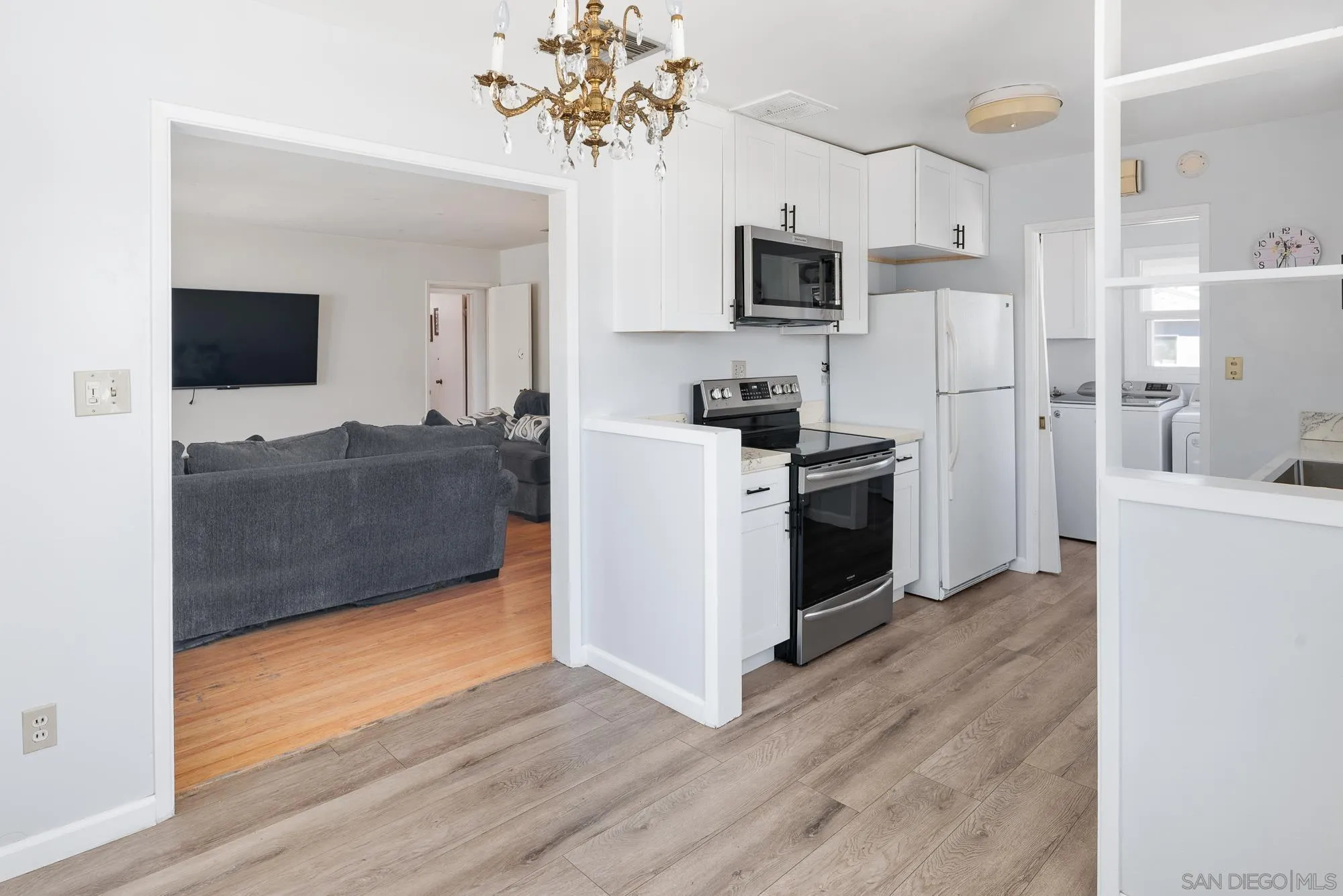 6549 Glenroy, San Diego