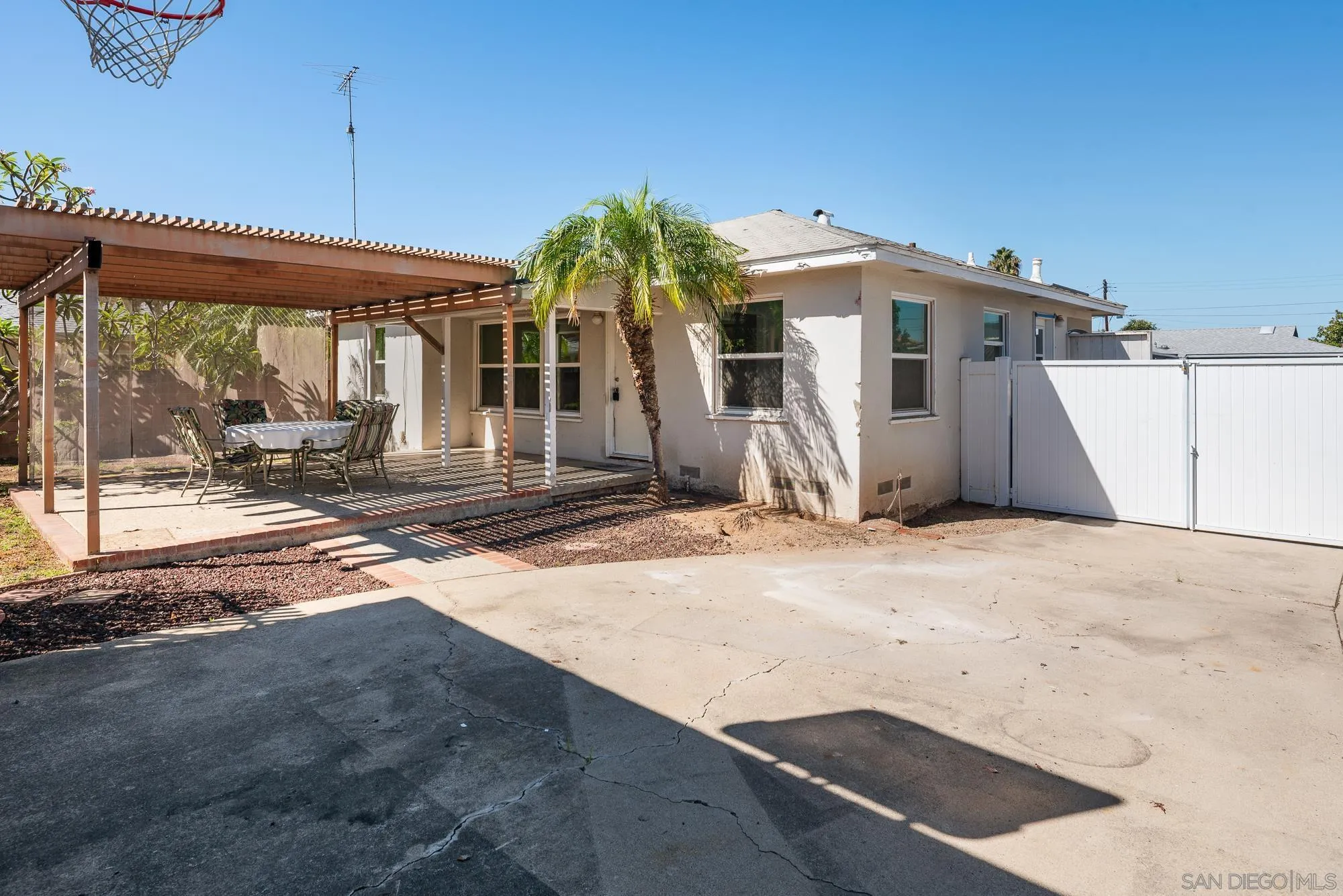 6549 Glenroy, San Diego