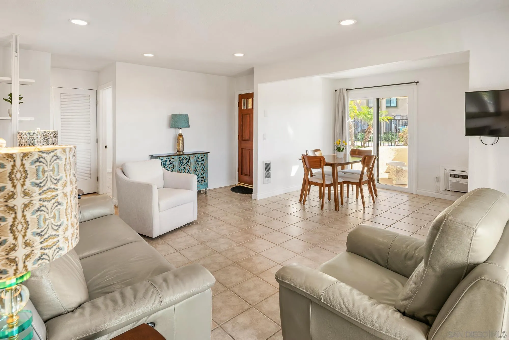 7360 Park Ridge Unit 118, San Diego Unit: 118