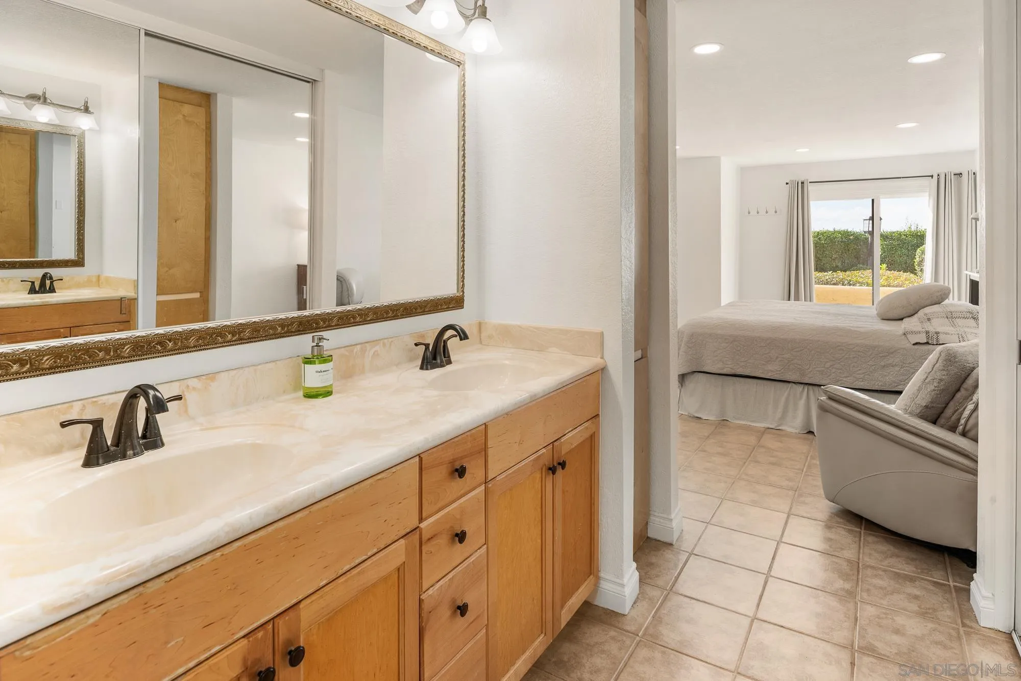 7360 Park Ridge Unit 118, San Diego Unit: 118