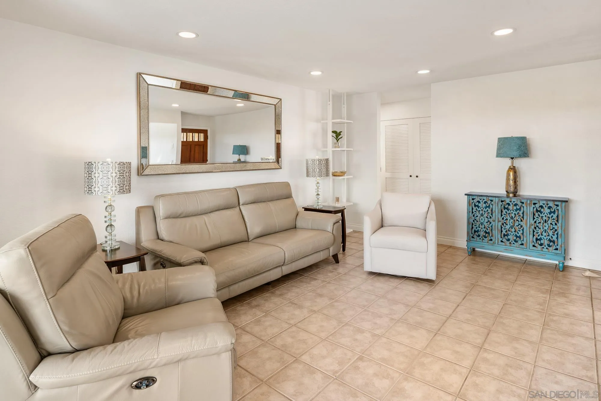 7360 Park Ridge Unit 118, San Diego Unit: 118