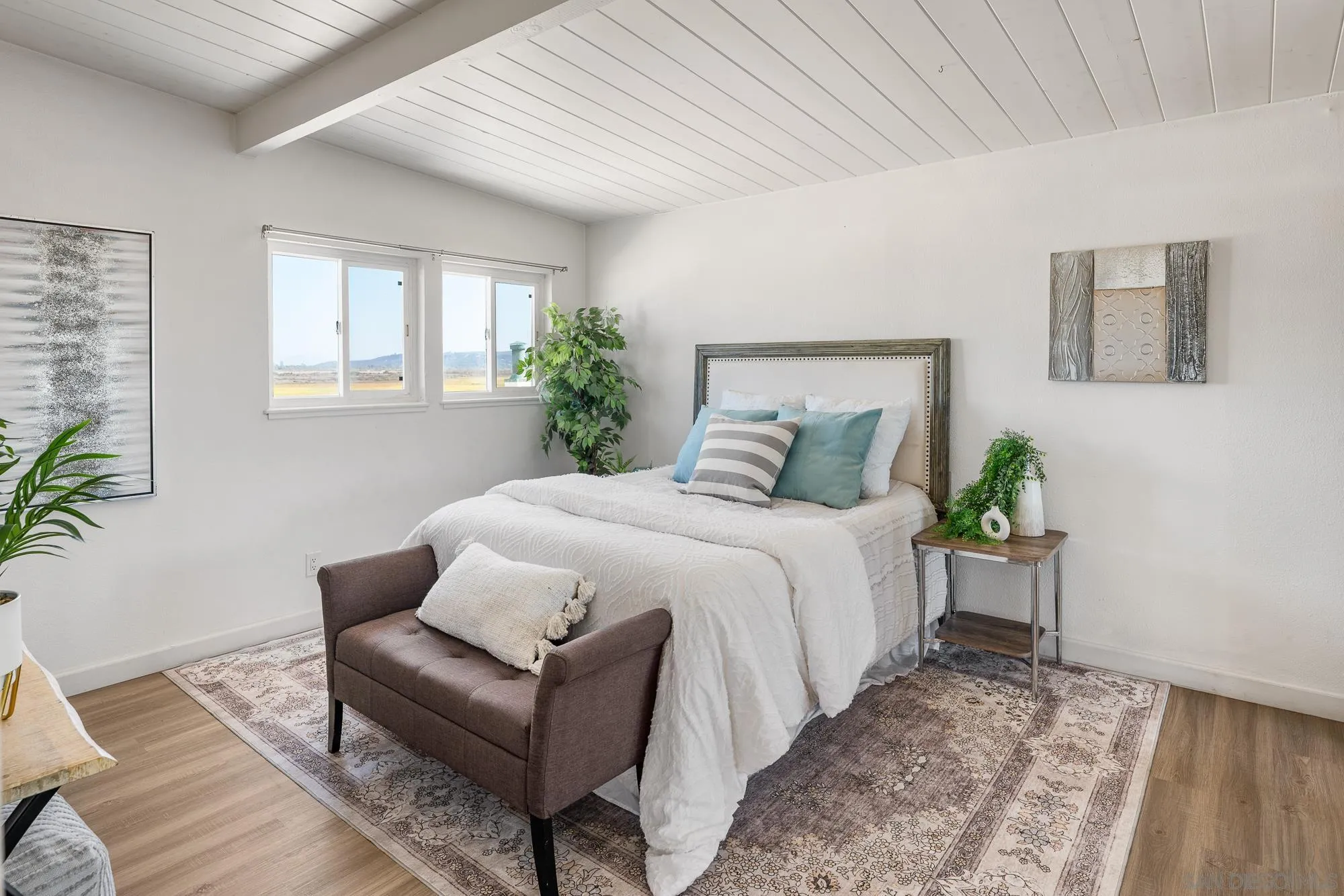 1680 Seacoast Drive Unit D, Imperial Beach Unit: D