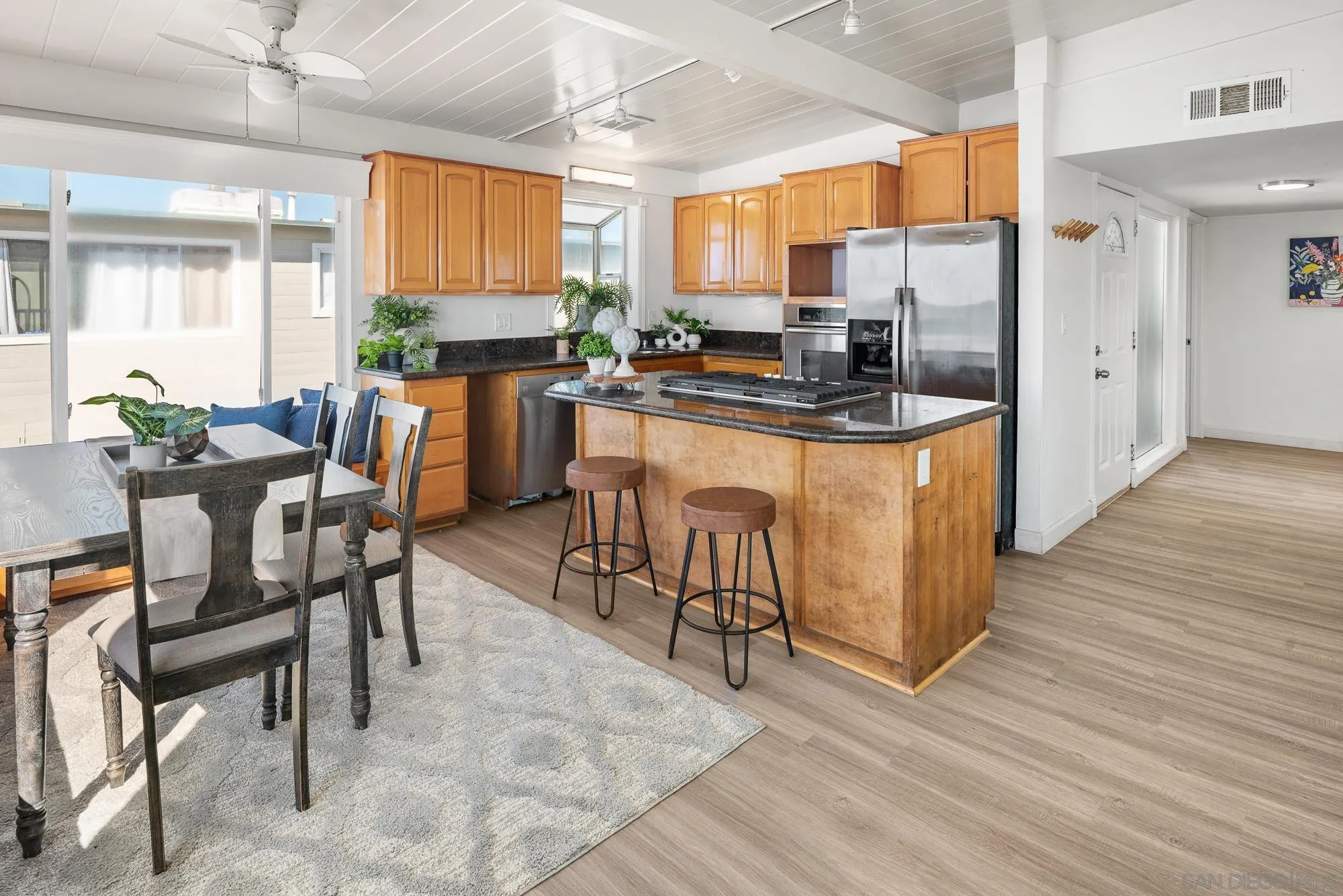 1680 Seacoast Drive Unit D, Imperial Beach Unit: D