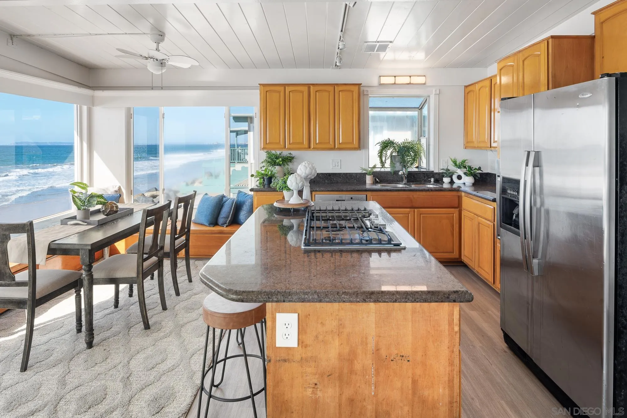 1680 Seacoast Drive Unit D, Imperial Beach Unit: D
