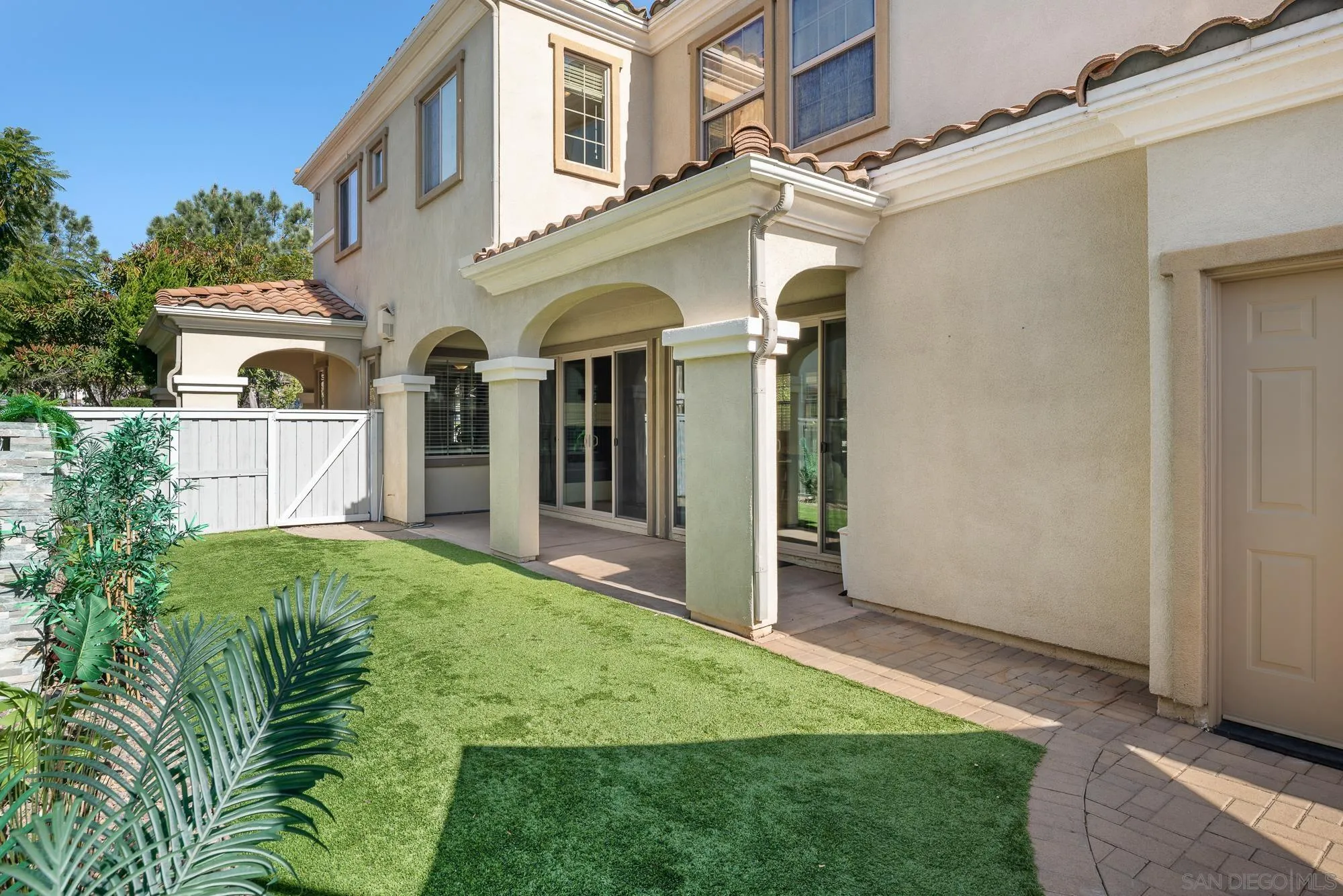 8311 Parkside Crescent