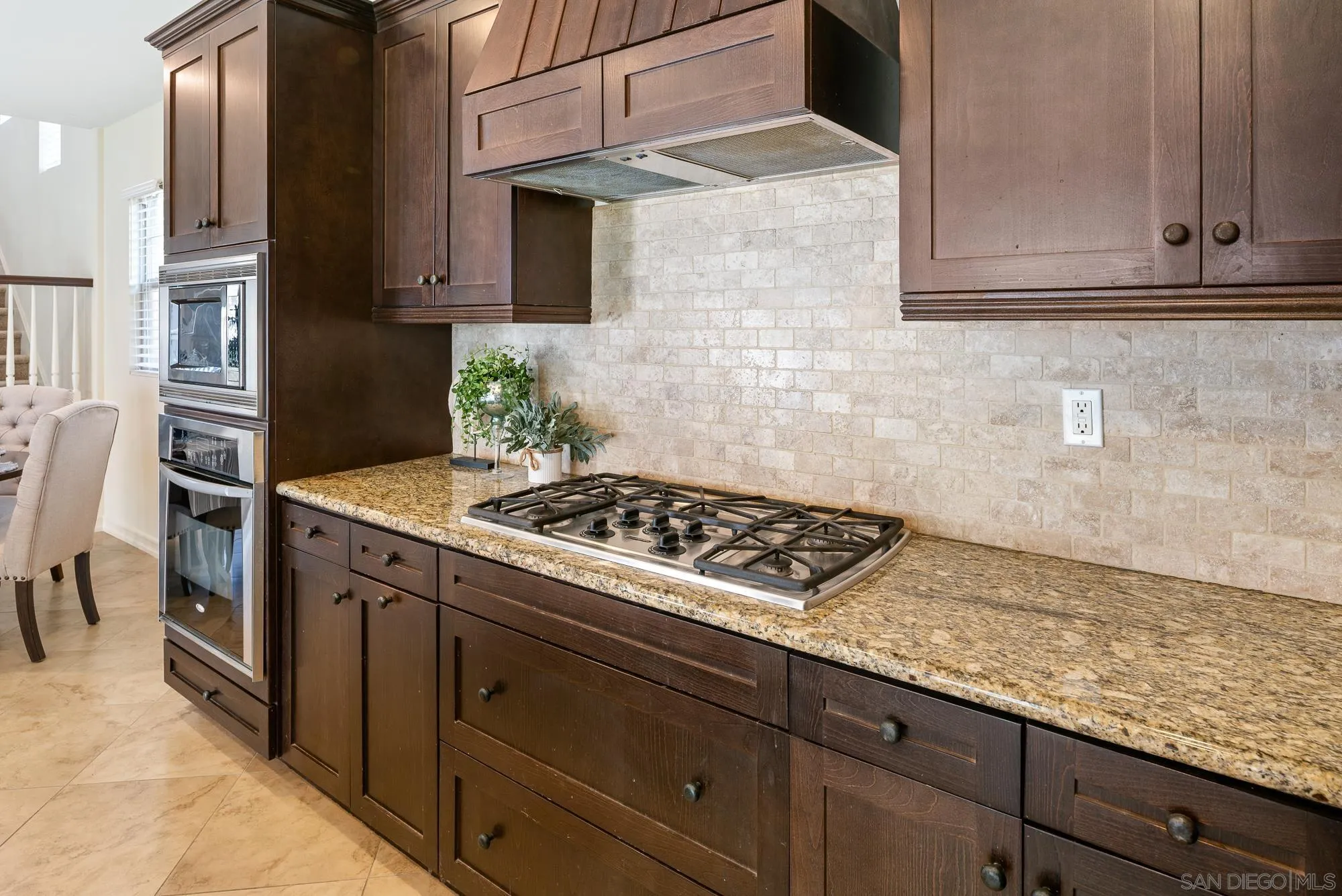 8311 Parkside Crescent