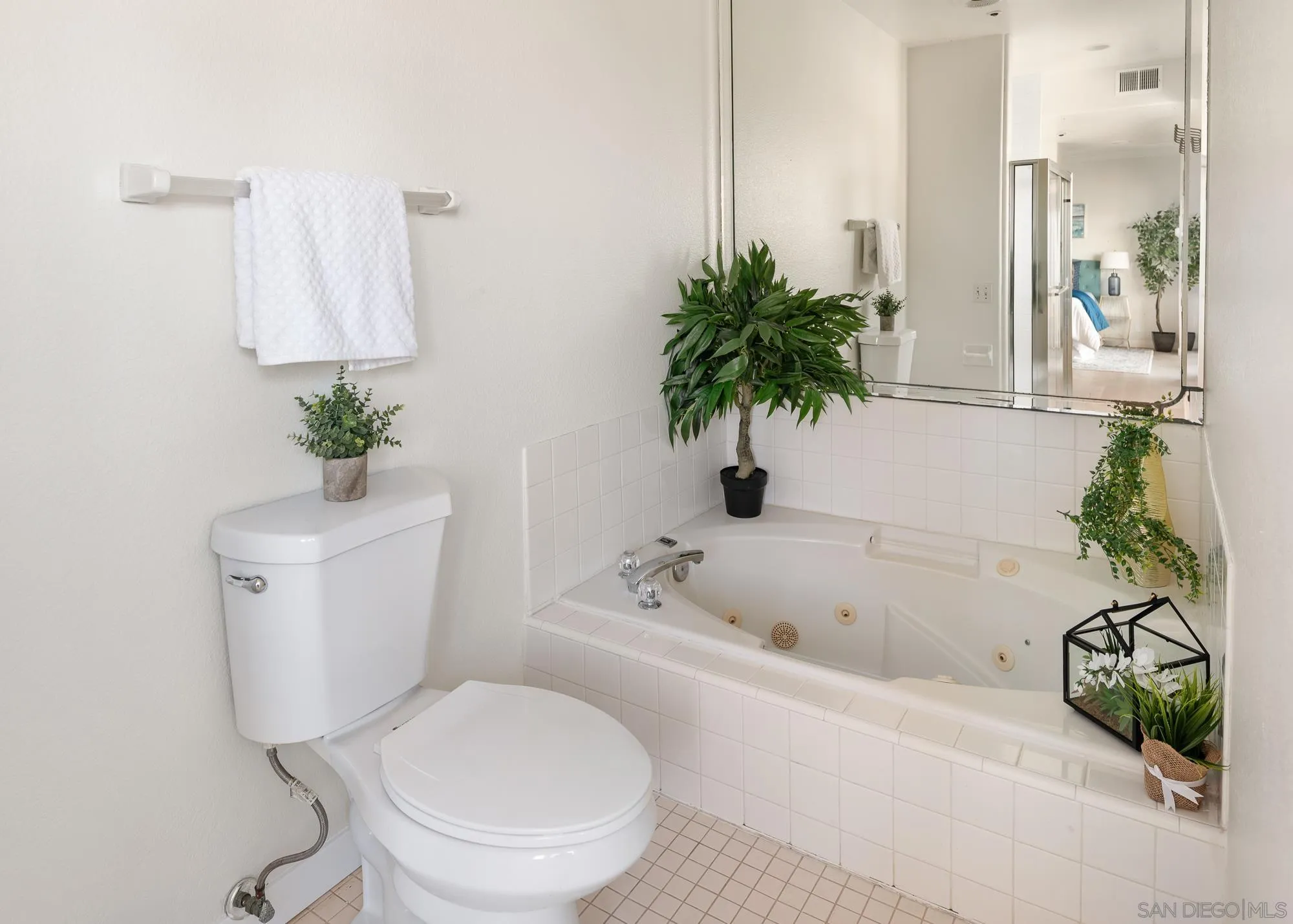 1442 Seacoast Unit 7