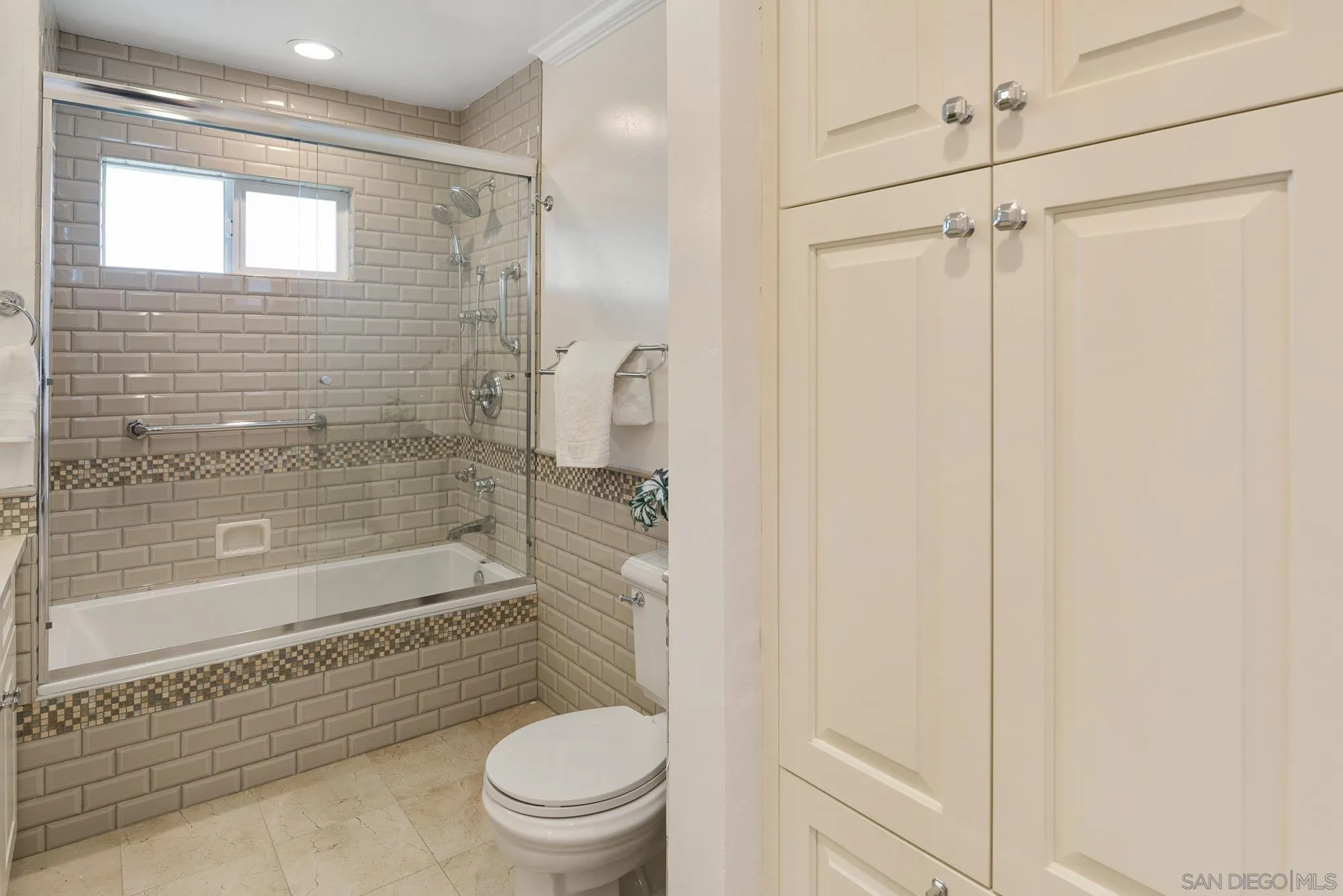 6359 Lambda Drive